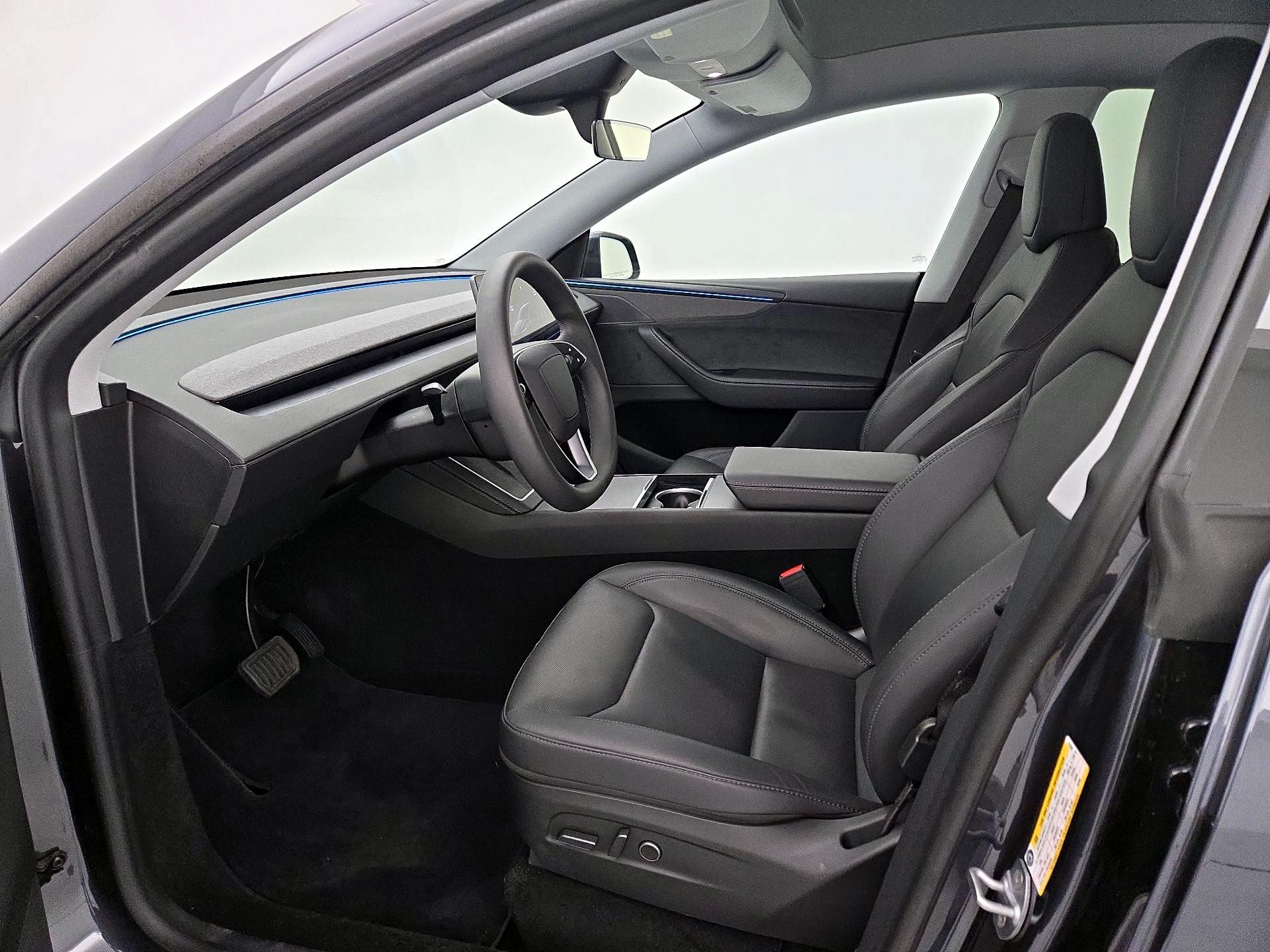 Thumbnail: 2026 Tesla Model Y - 11