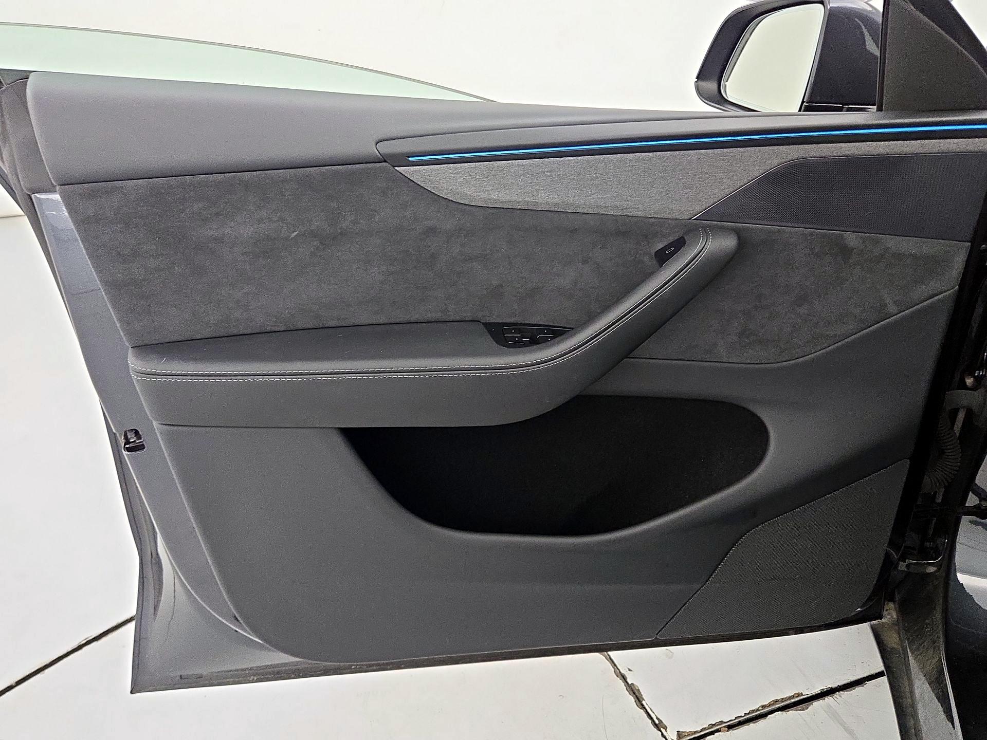 Thumbnail: 2026 Tesla Model Y - 12