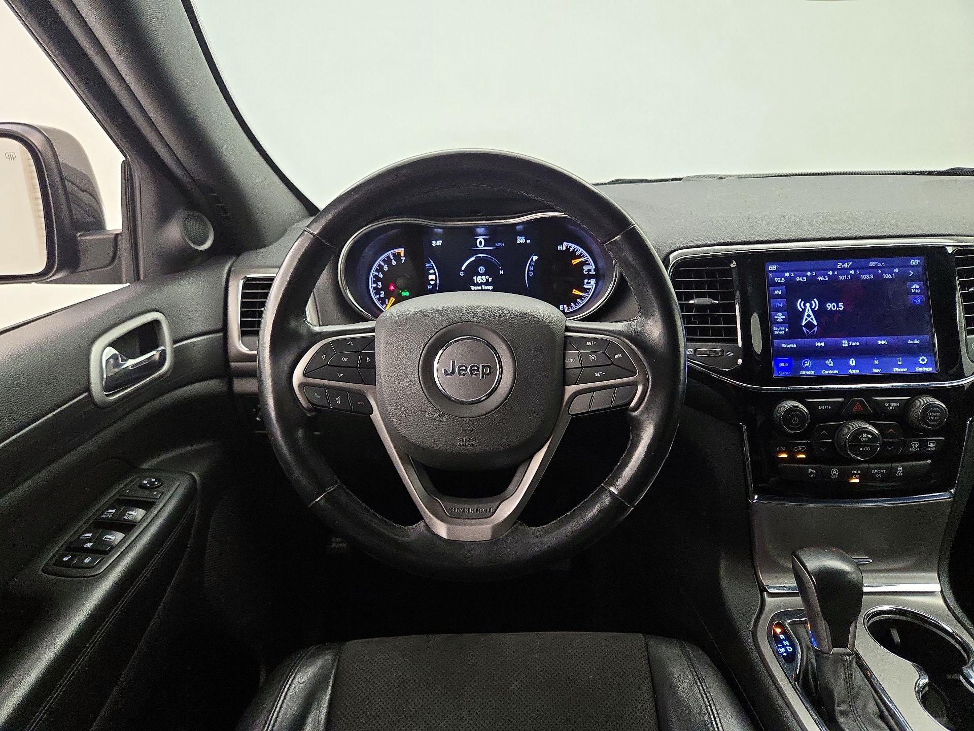Thumbnail: 2020 Jeep Grand Cherokee - 10