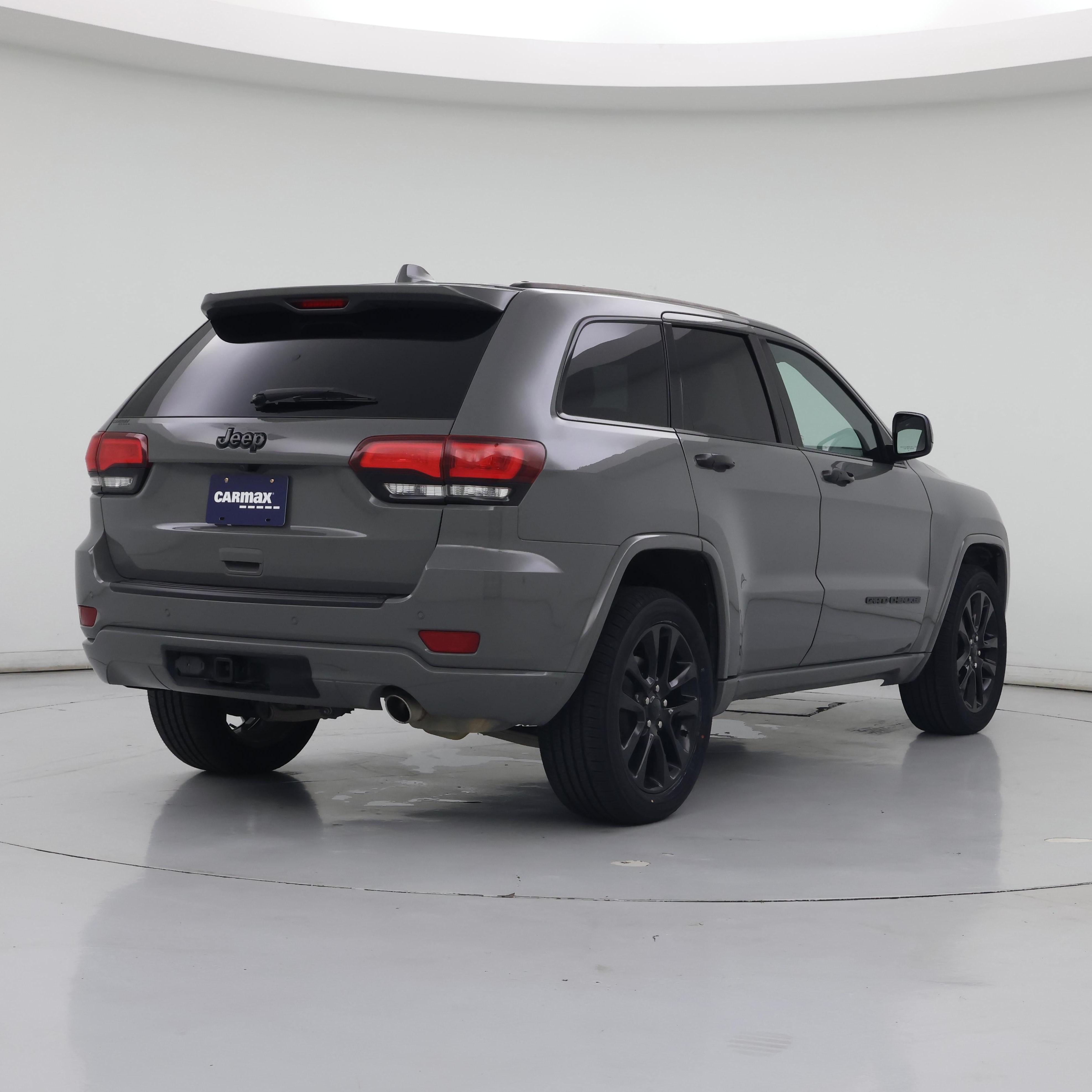 Thumbnail: 2020 Jeep Grand Cherokee - 8