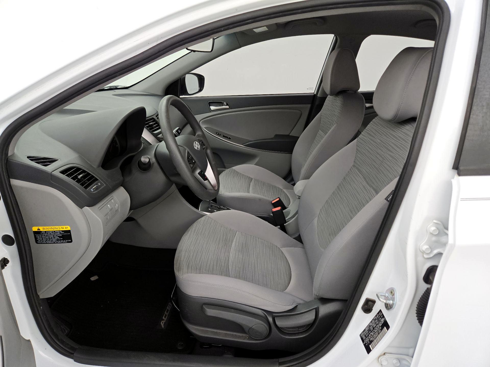 Thumbnail: 2017 Hyundai Accent - 11