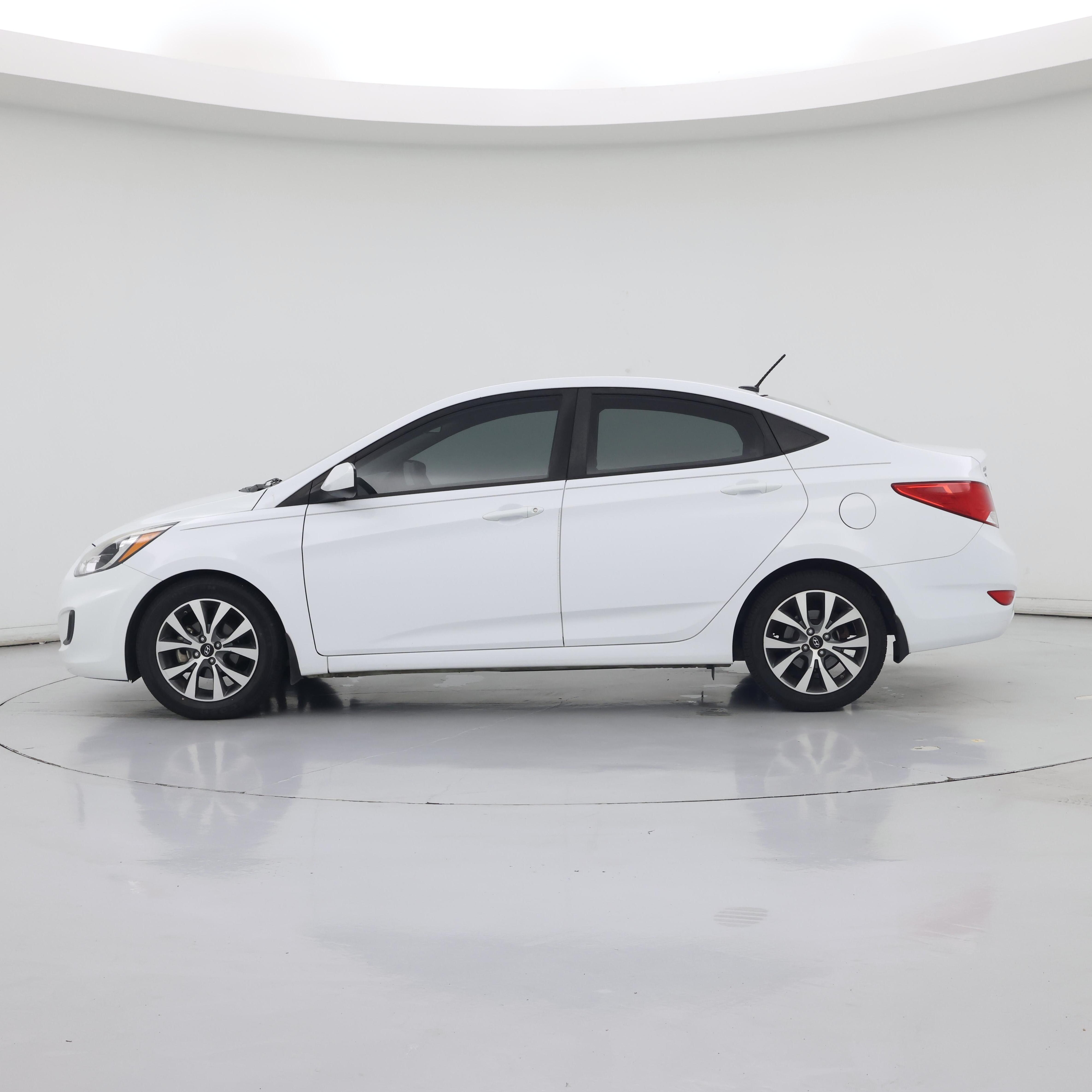 Thumbnail: 2017 Hyundai Accent - 3