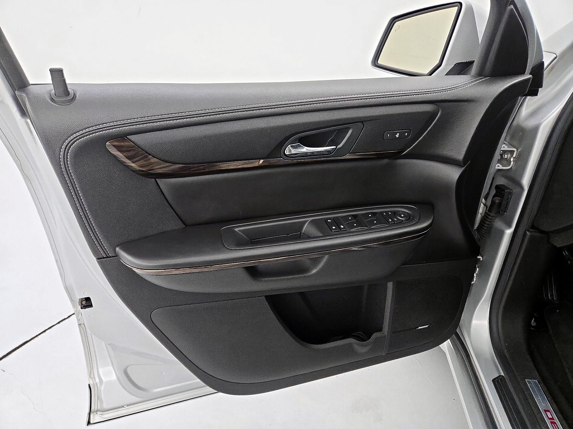 Thumbnail: 2016 GMC Acadia - 12