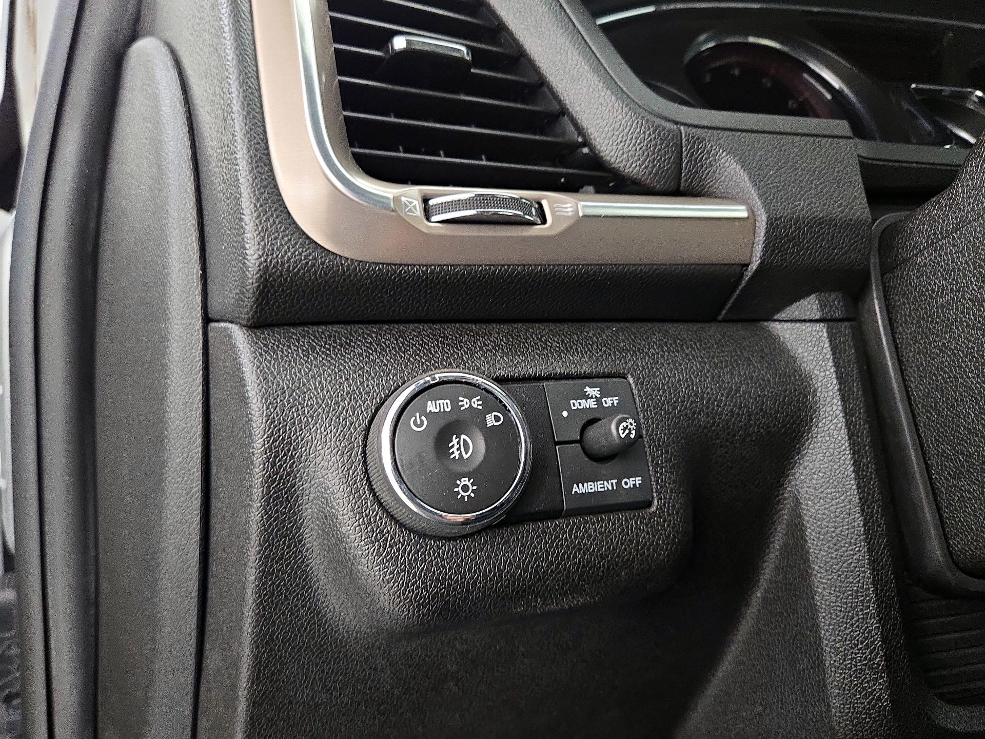 Thumbnail: 2016 GMC Acadia - 13