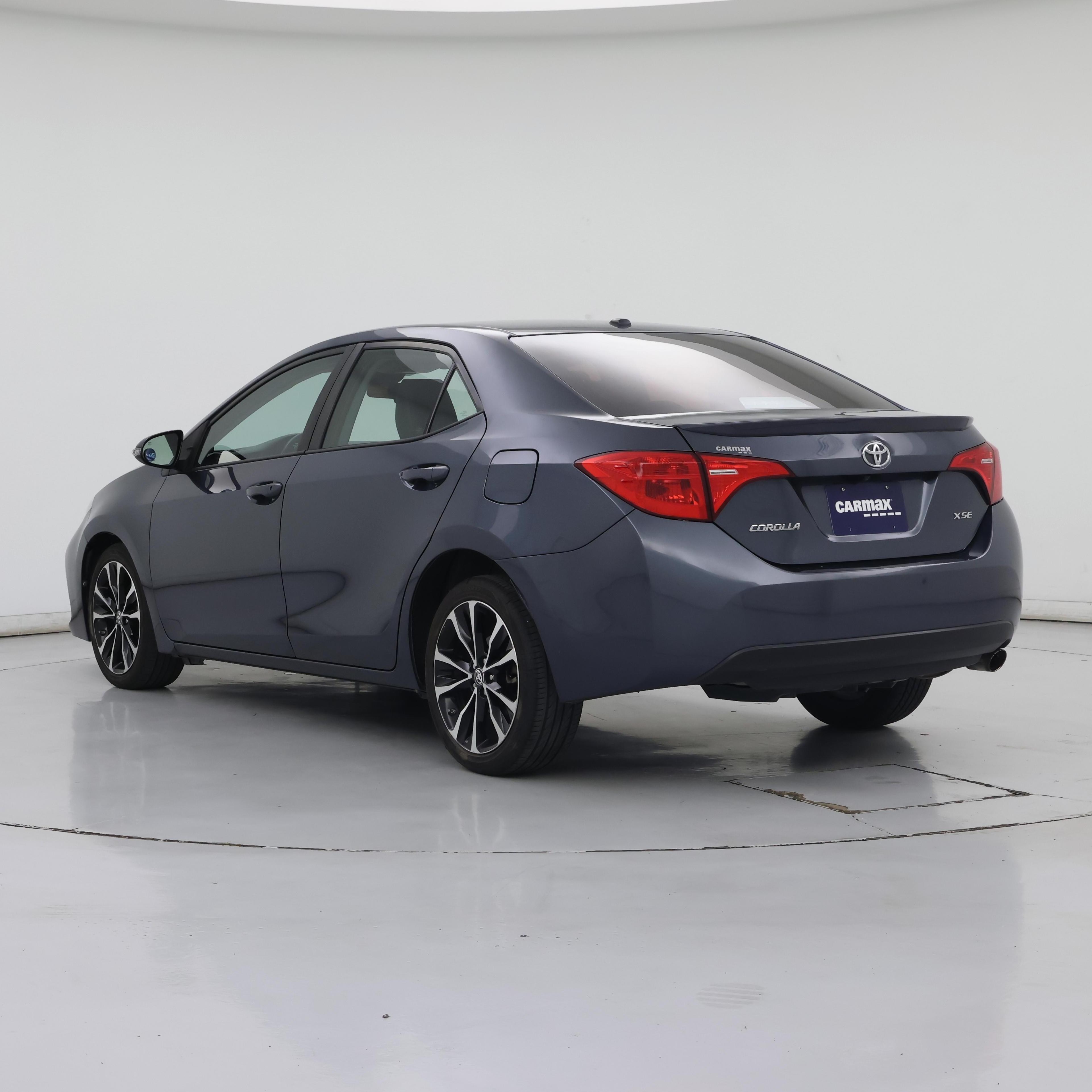 Thumbnail: 2017 Toyota Corolla - 2