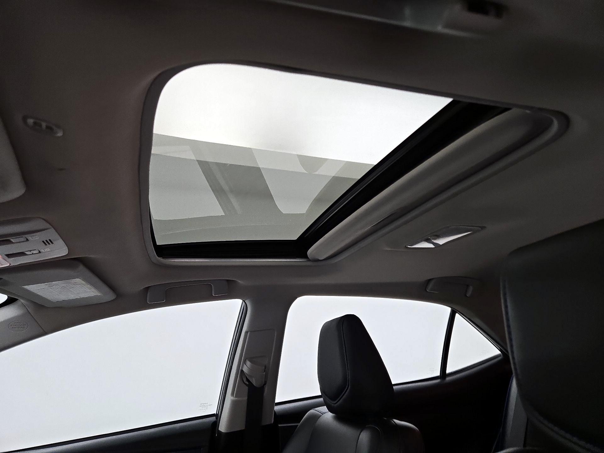 Thumbnail: 2017 Toyota Corolla - 19