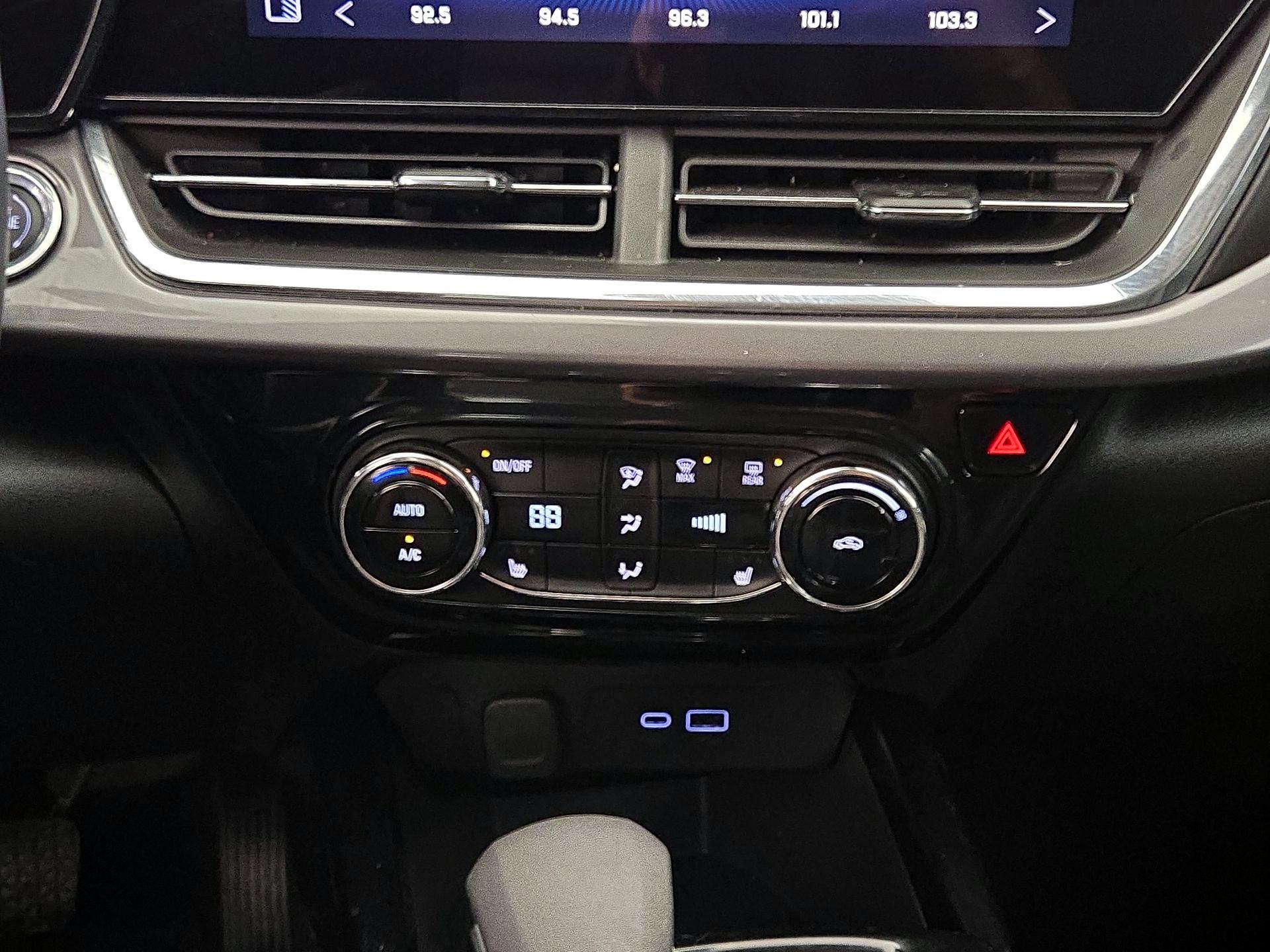 Thumbnail: 2025 Chevrolet Trax - 16