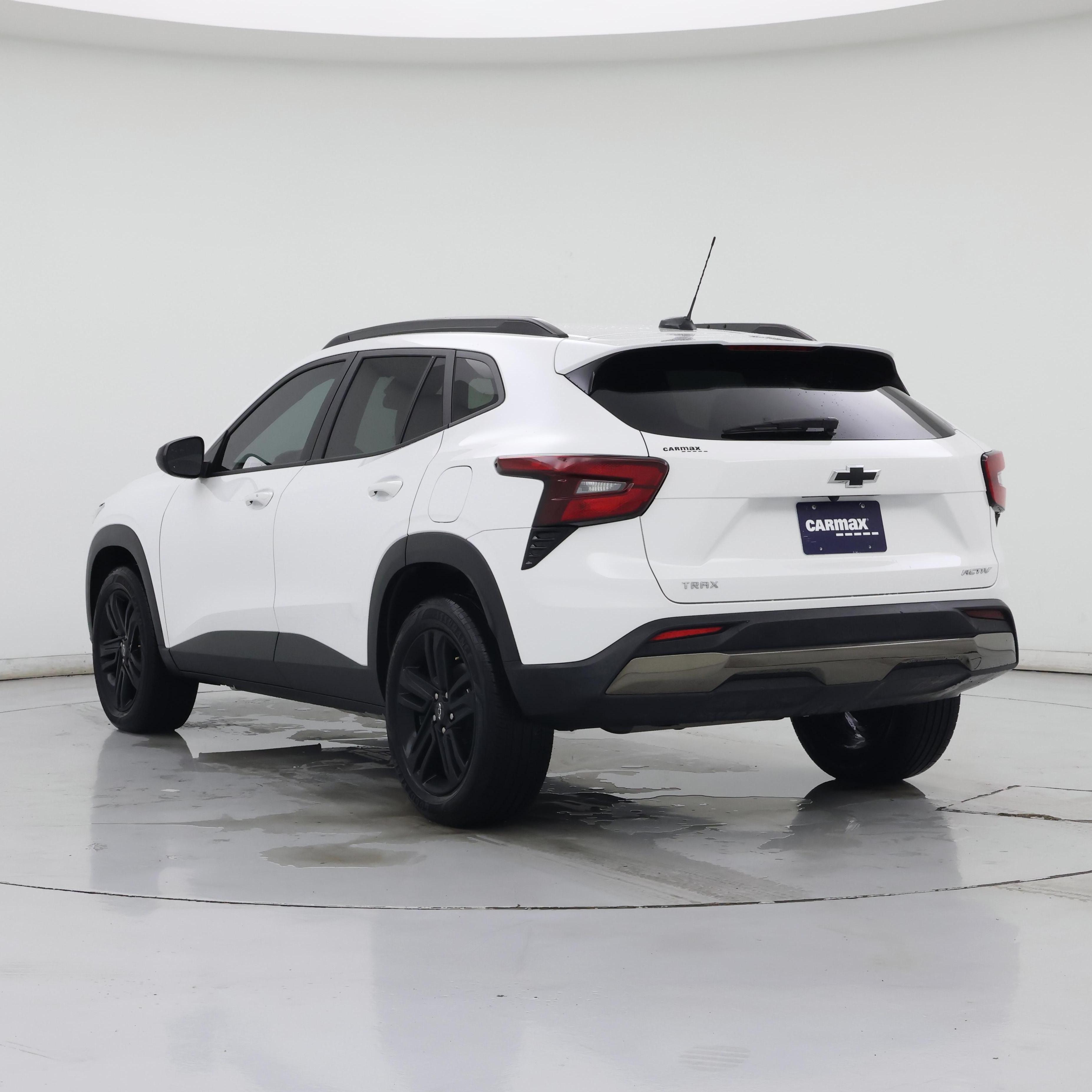 Thumbnail: 2025 Chevrolet Trax - 2