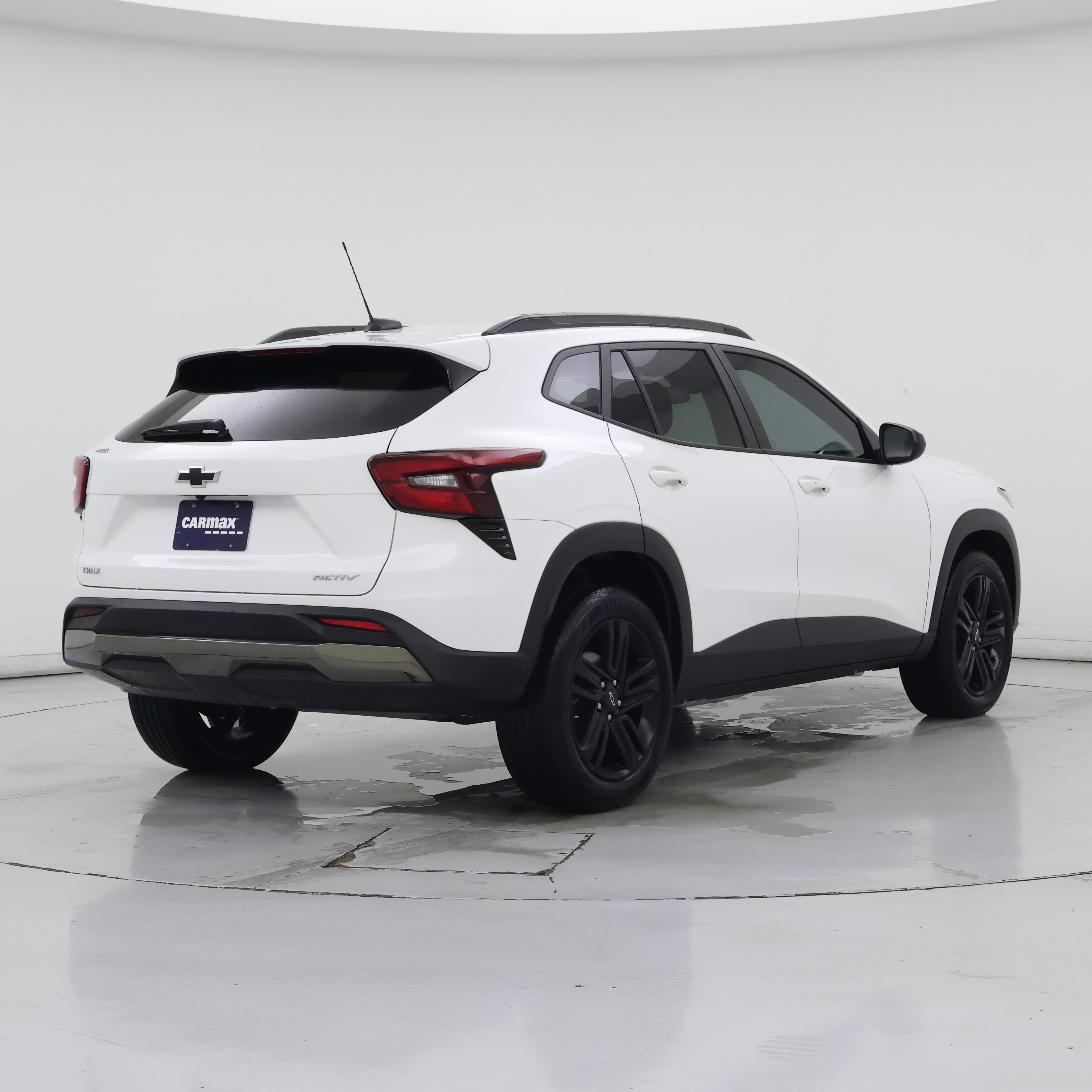 Thumbnail: 2025 Chevrolet Trax - 8