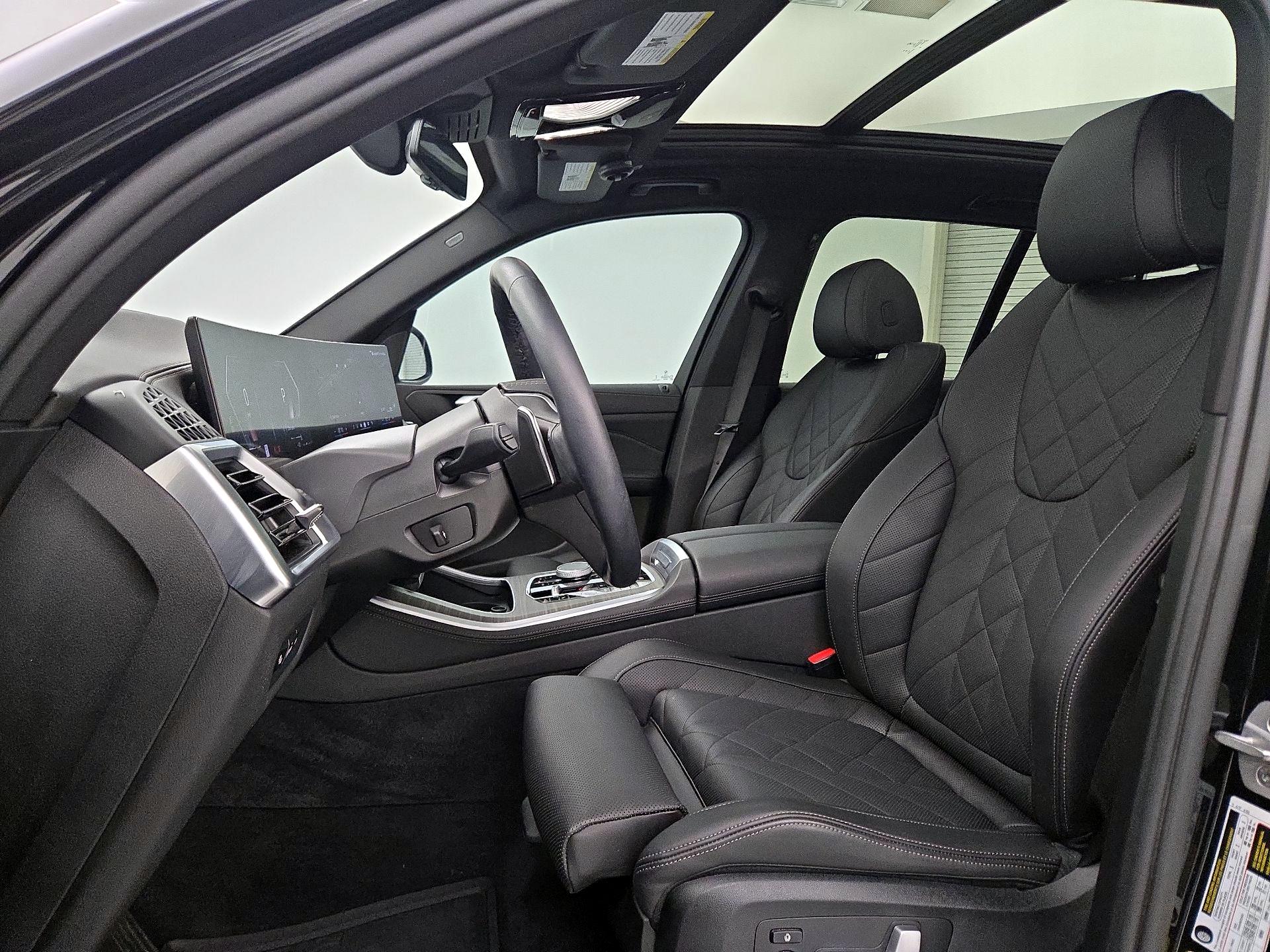 Thumbnail: 2024 BMW X5 - 11