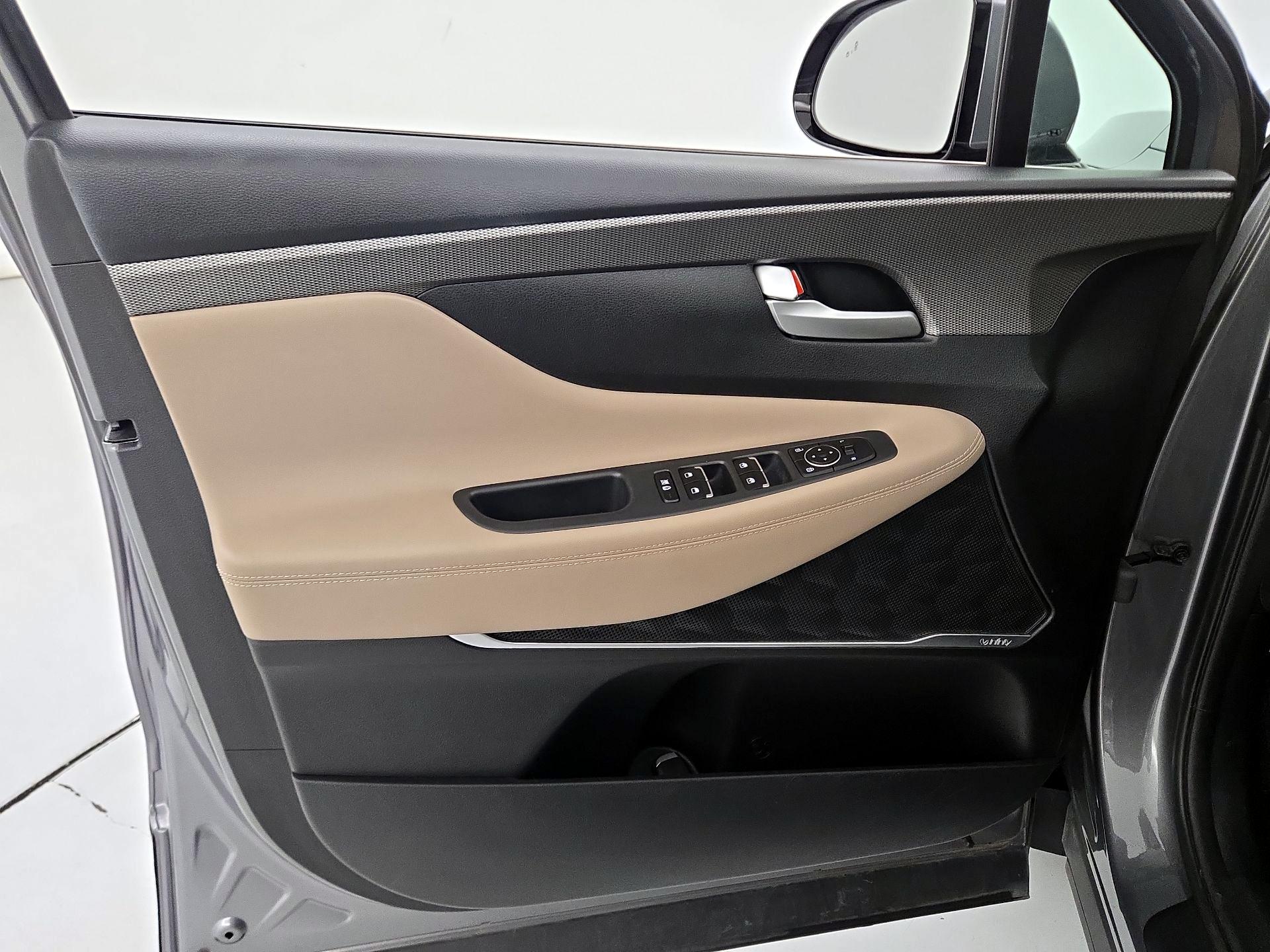 Thumbnail: 2020 Hyundai Santa Fe - 12
