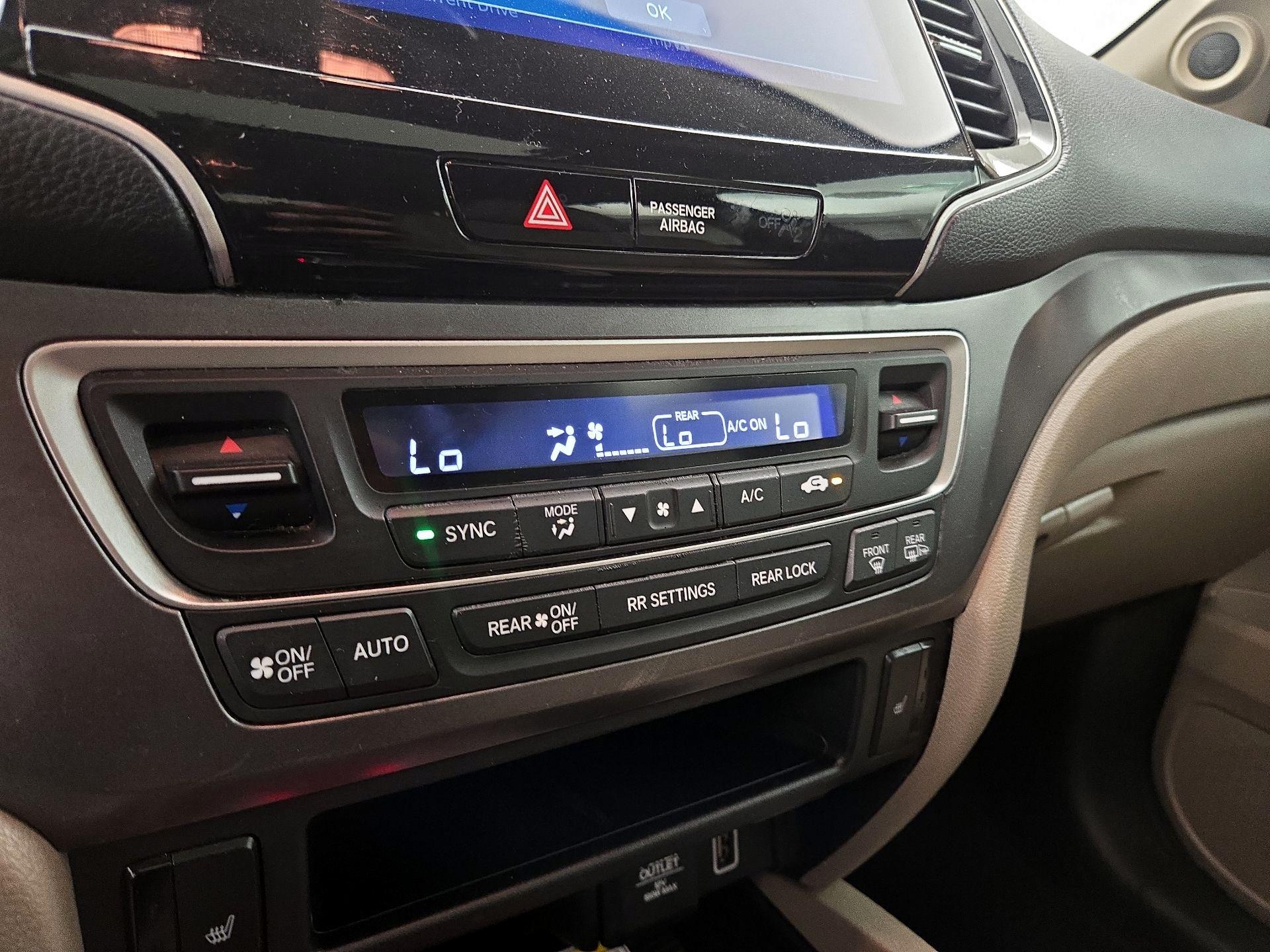 Thumbnail: 2022 Honda Pilot - 16