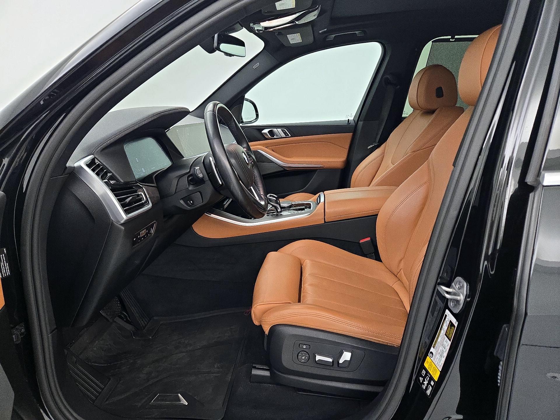 Thumbnail: 2021 BMW X5 - 11