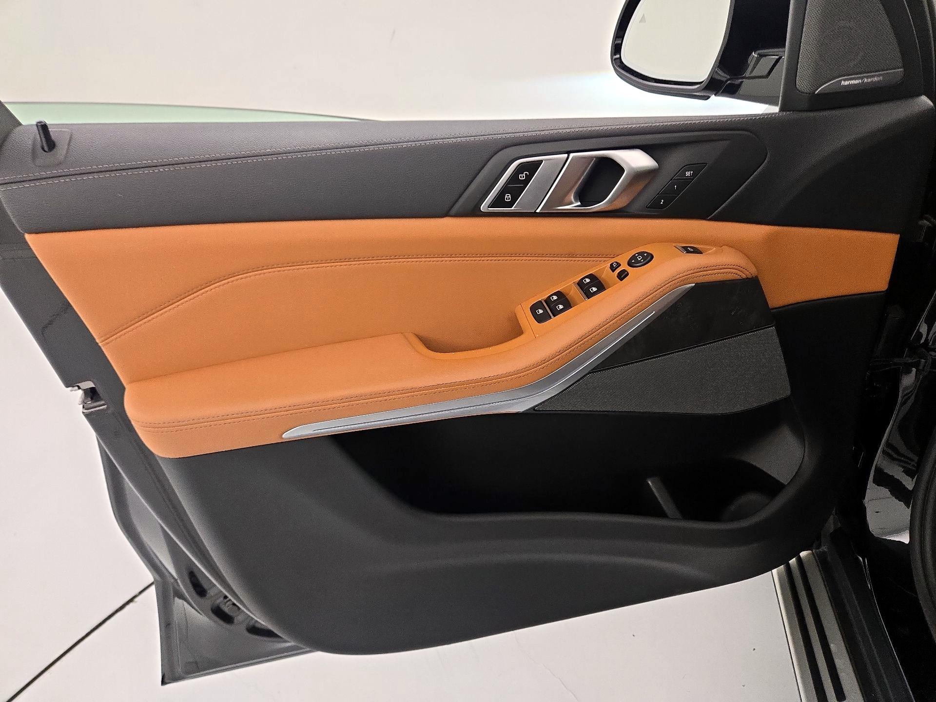 Thumbnail: 2021 BMW X5 - 12