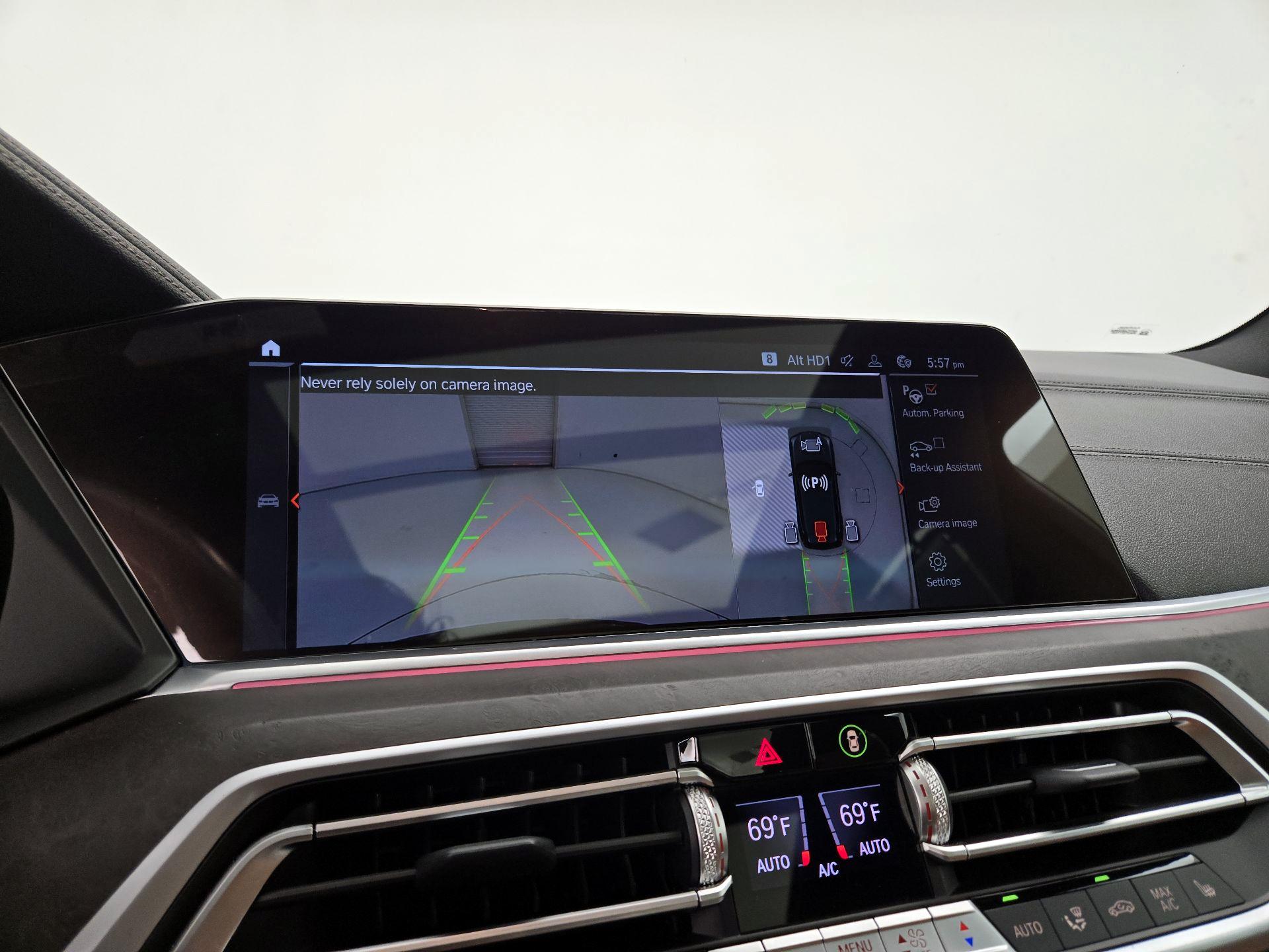 Thumbnail: 2021 BMW X5 - 15