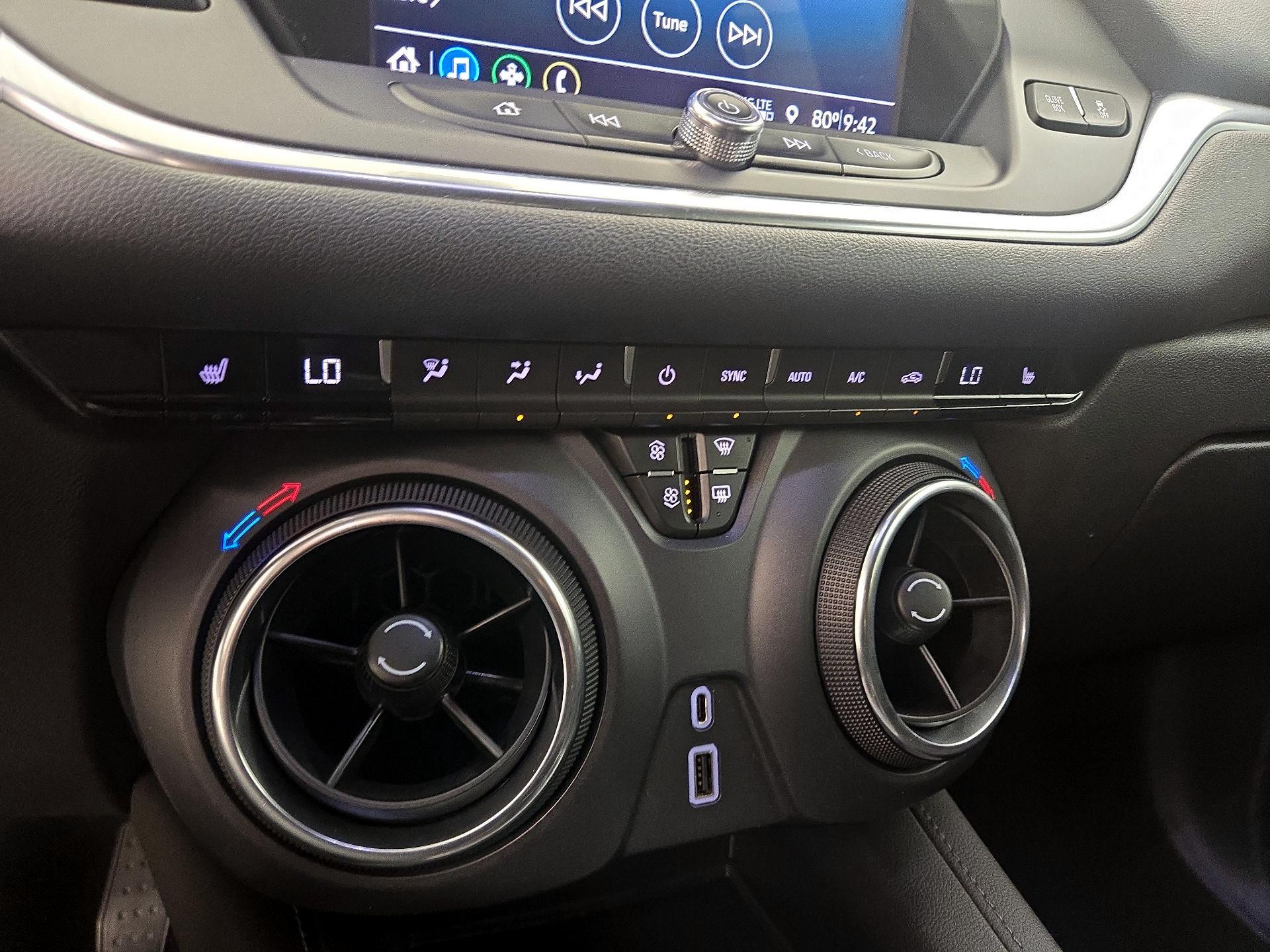 Thumbnail: 2019 Chevrolet Blazer - 16