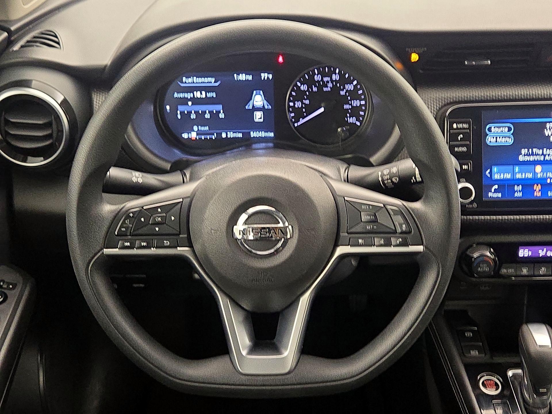 Thumbnail: 2021 Nissan Kicks - 10