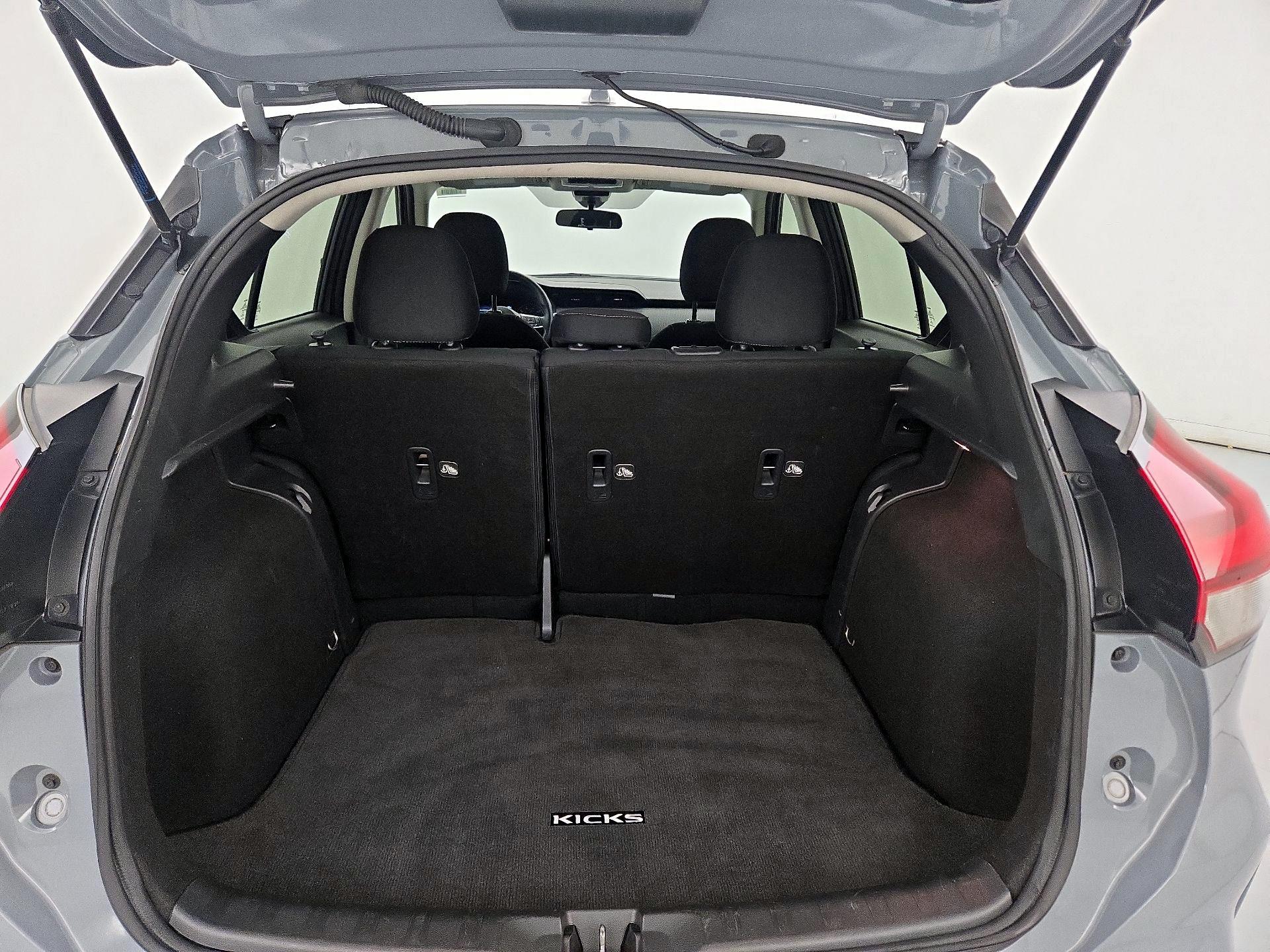 Thumbnail: 2021 Nissan Kicks - 19