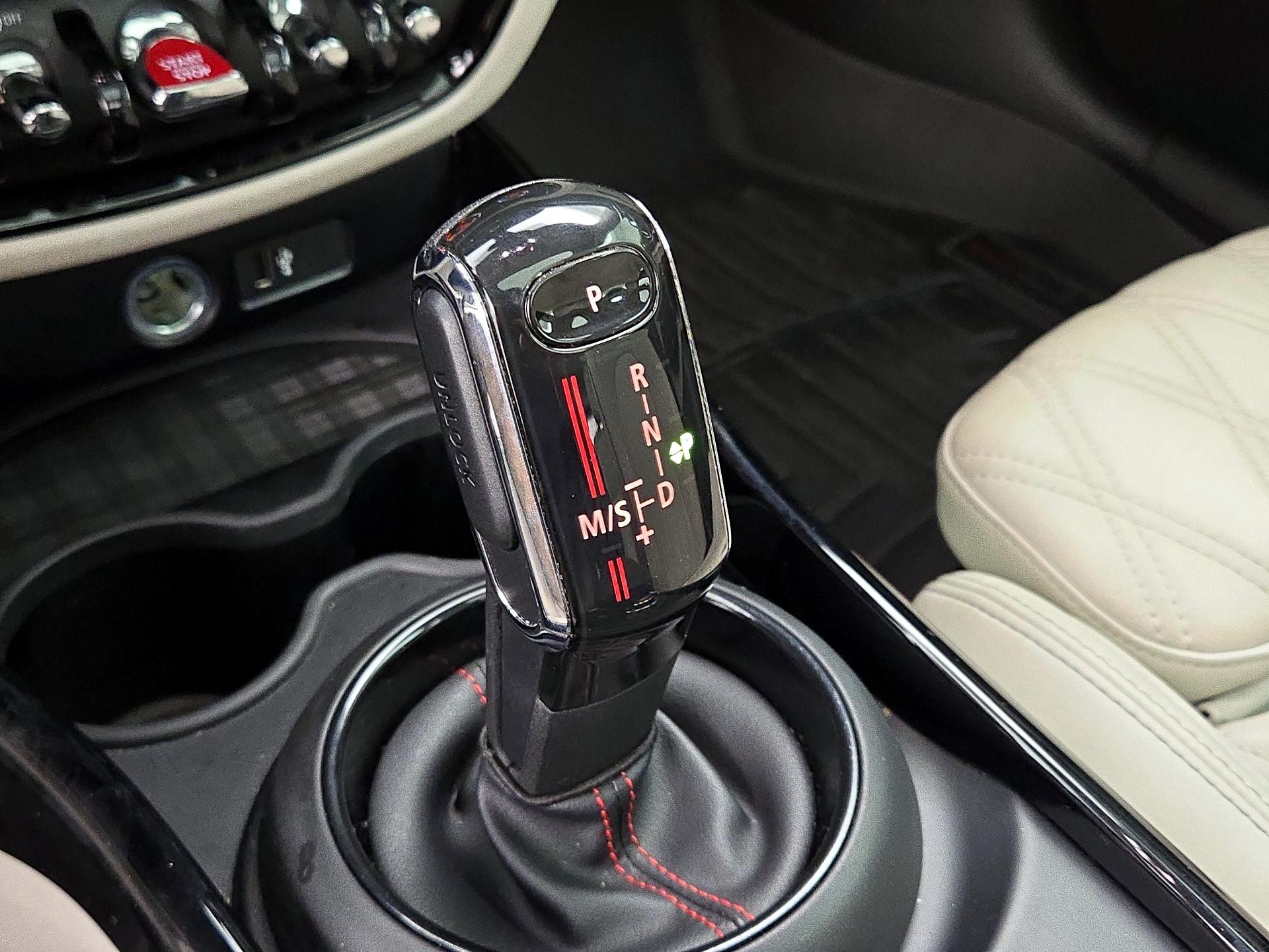 Thumbnail: 2021 MINI Cooper Clubman - 18