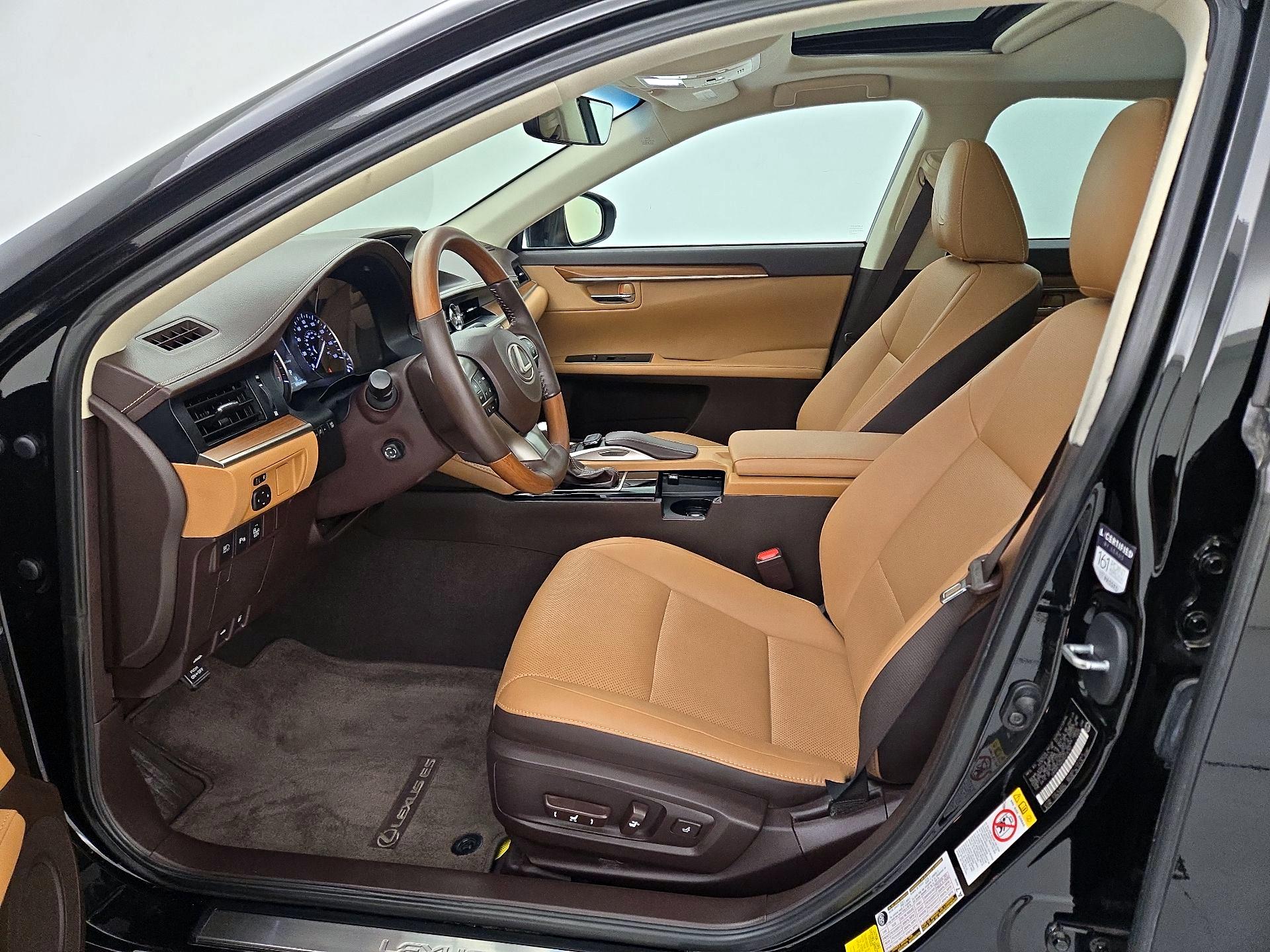 Thumbnail: 2016 Lexus ES - 11