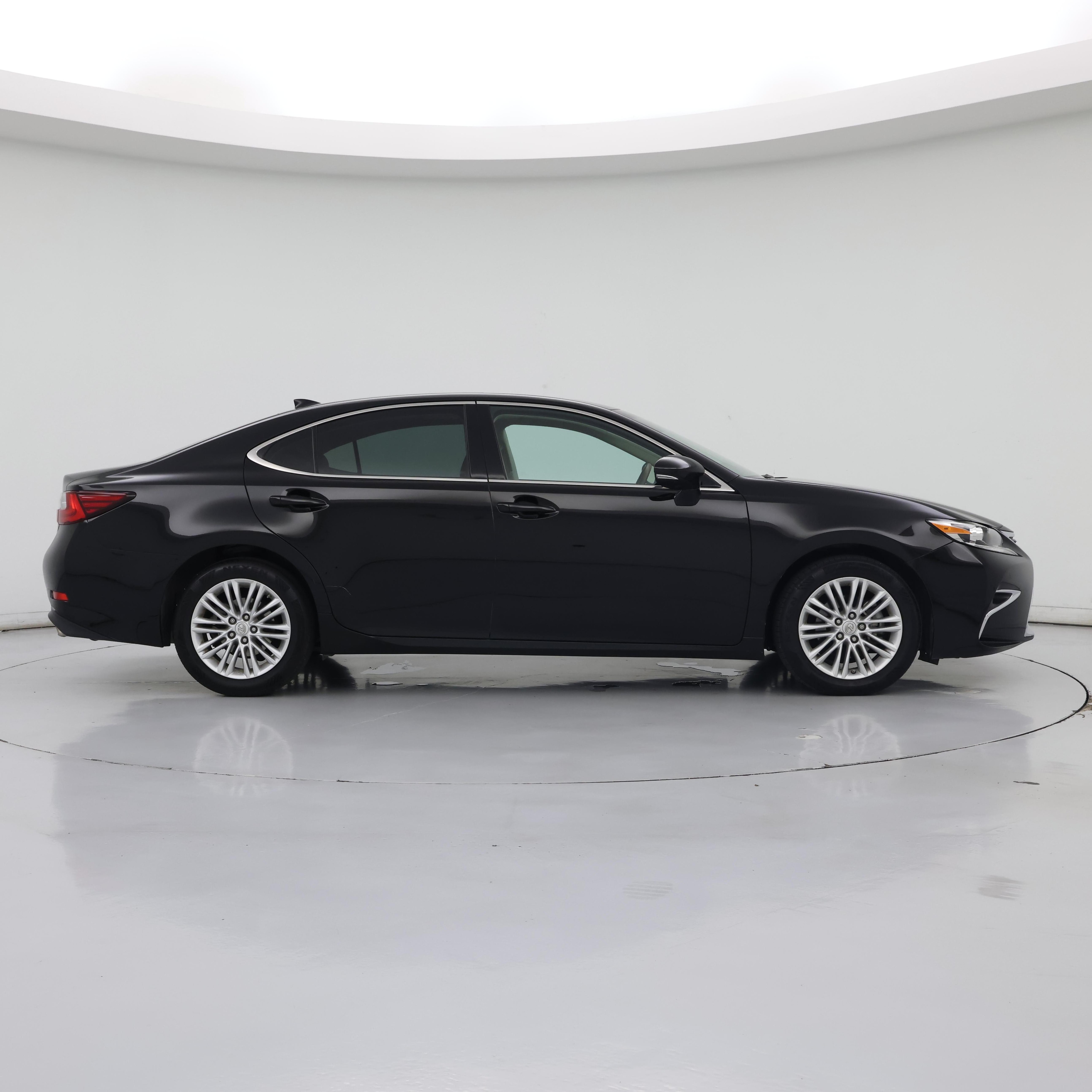 Thumbnail: 2016 Lexus ES - 7