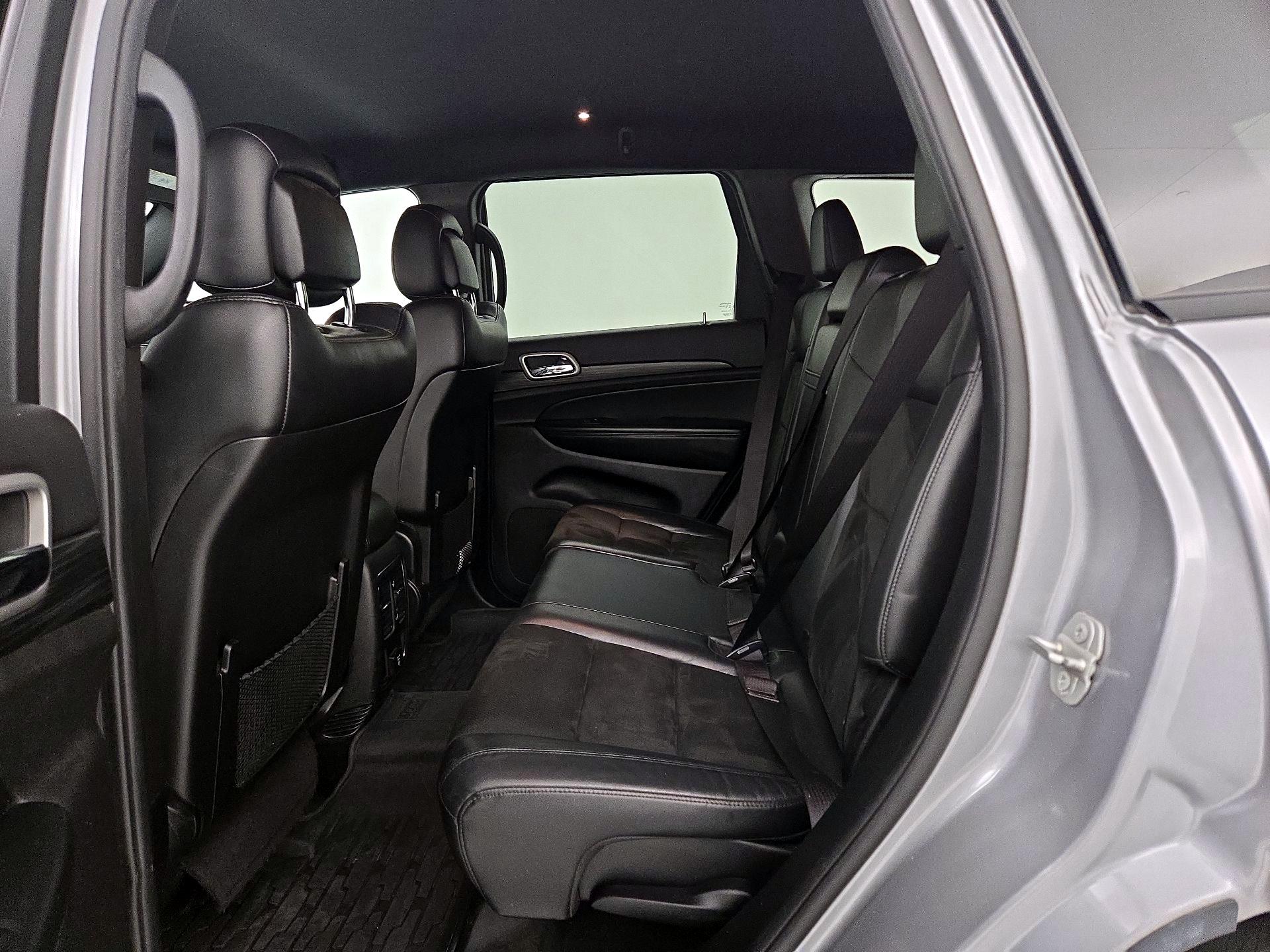 Thumbnail: 2021 Jeep Grand Cherokee - 20