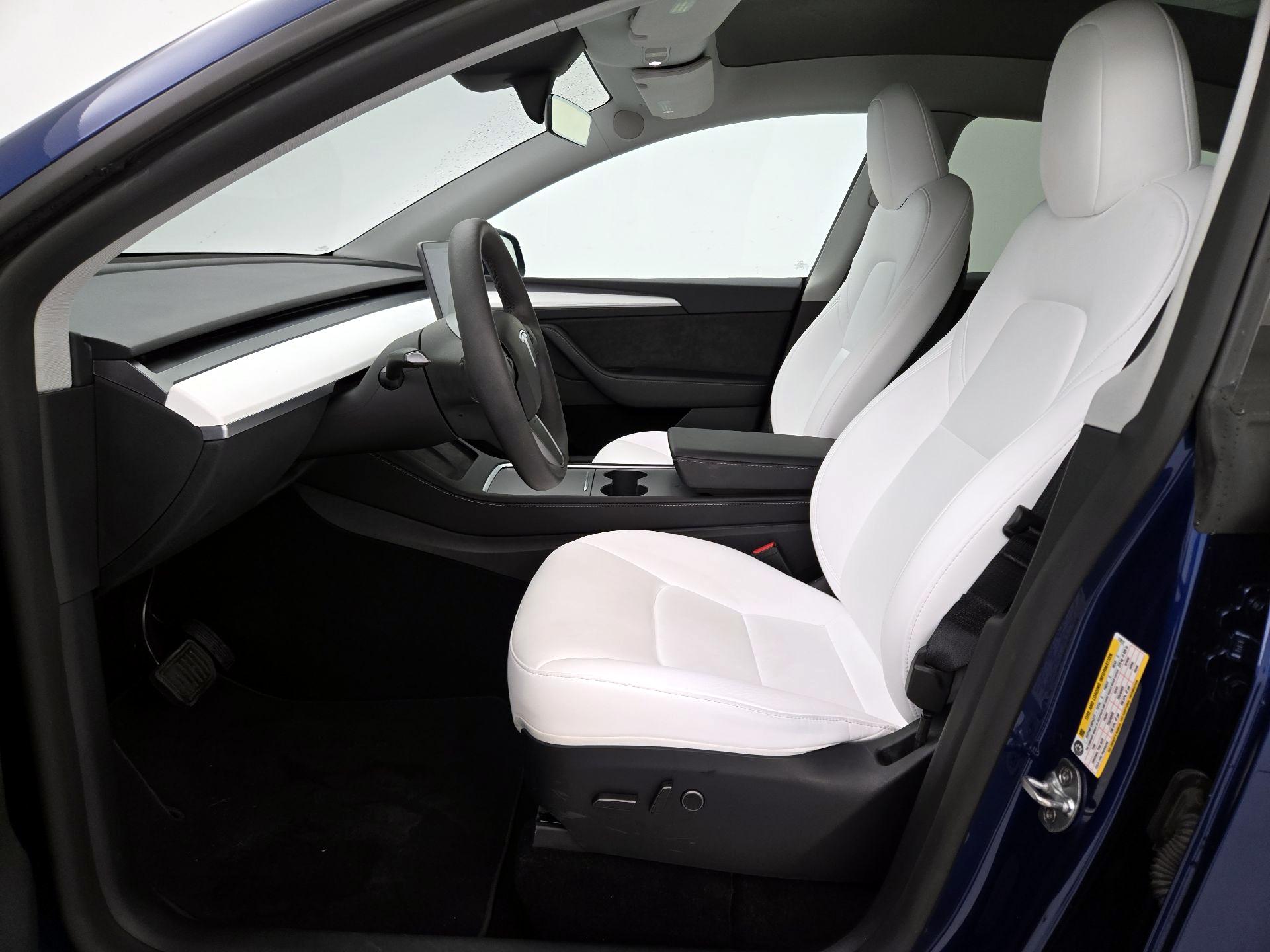 Thumbnail: 2024 Tesla Model Y - 11