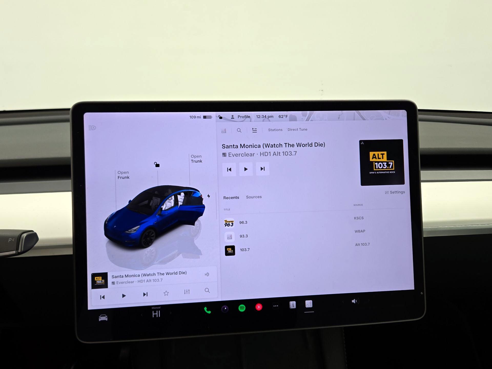 Thumbnail: 2024 Tesla Model Y - 15