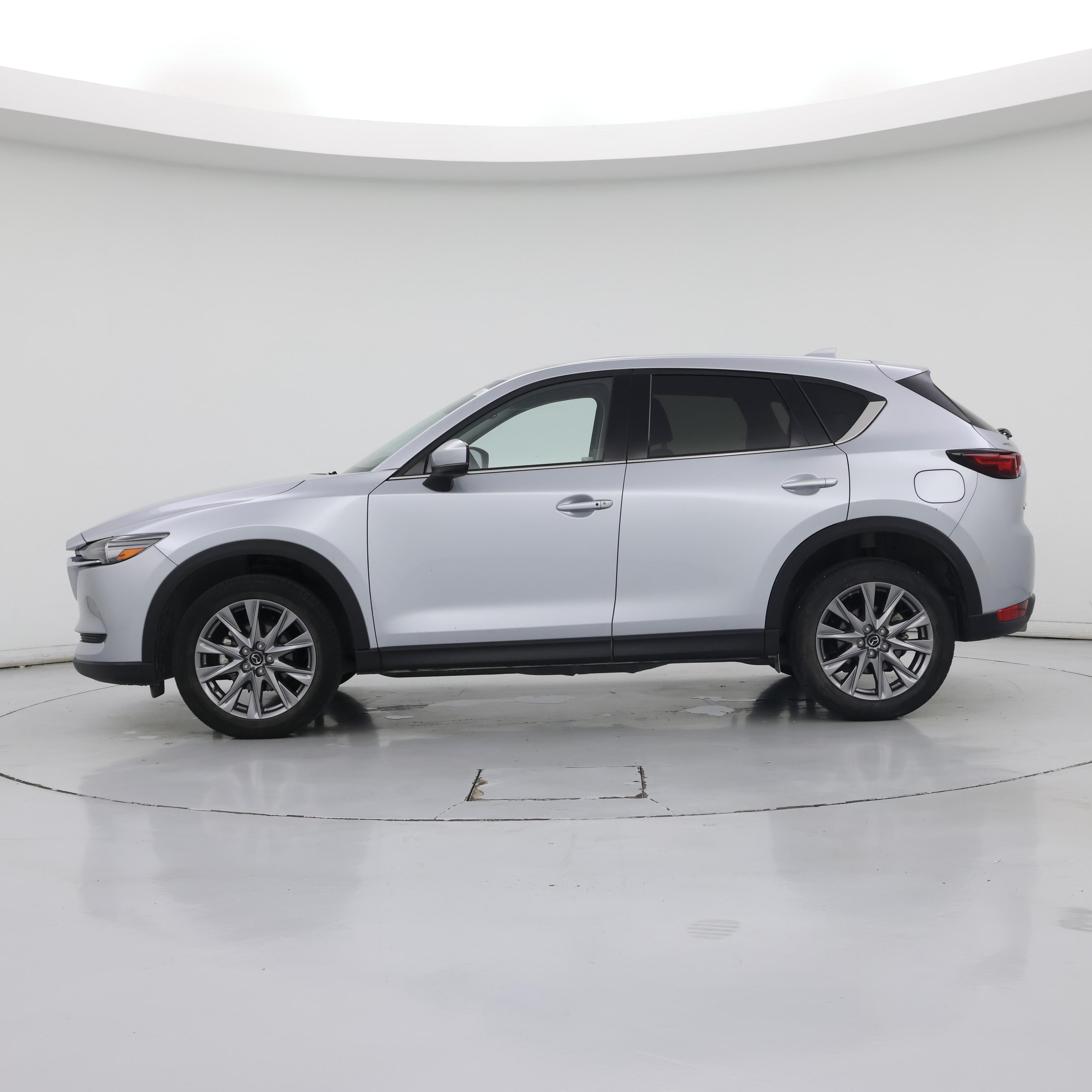 Thumbnail: 2021 Mazda CX-5 - 3