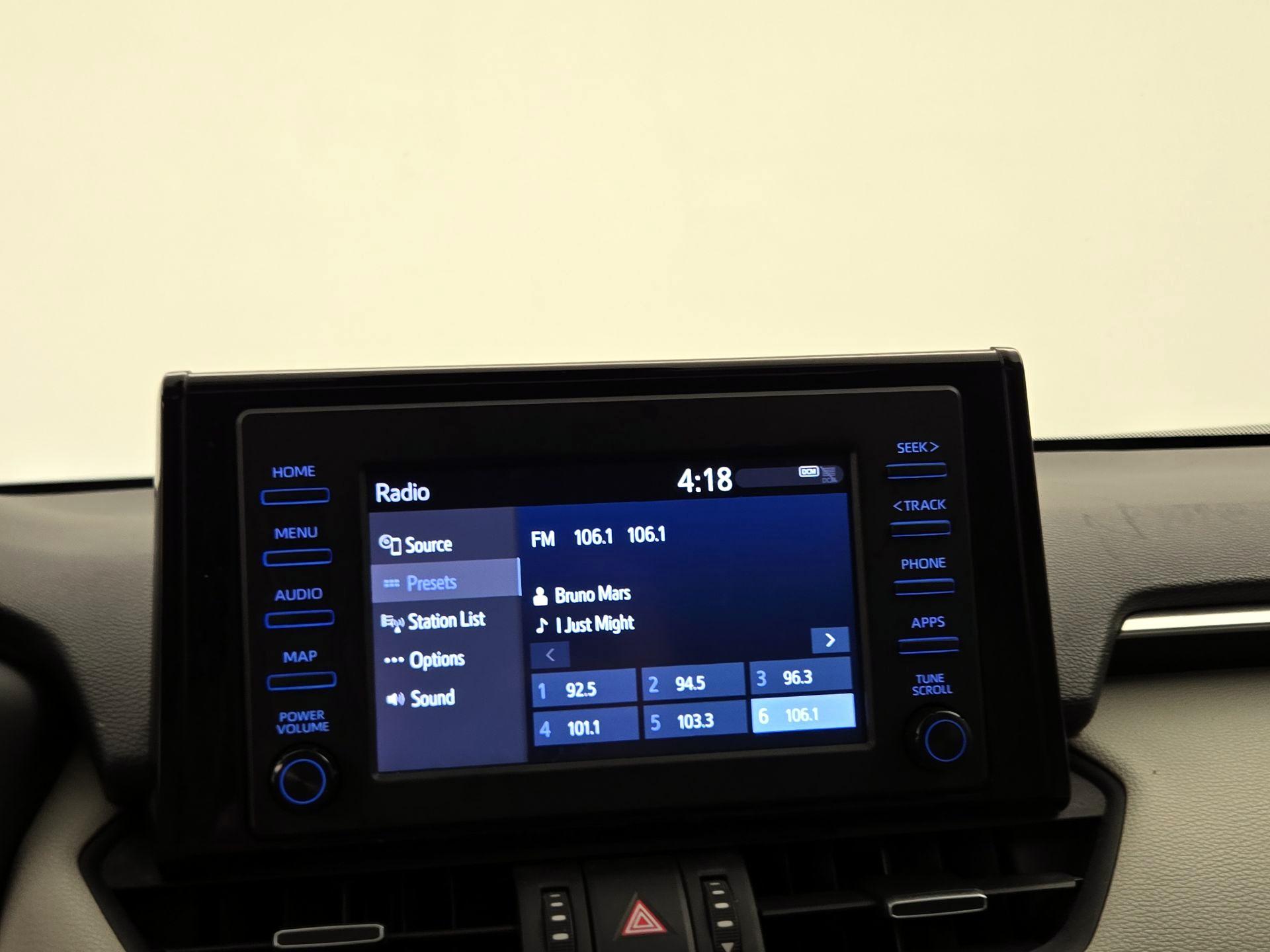 Thumbnail: 2019 Toyota RAV4 - 15