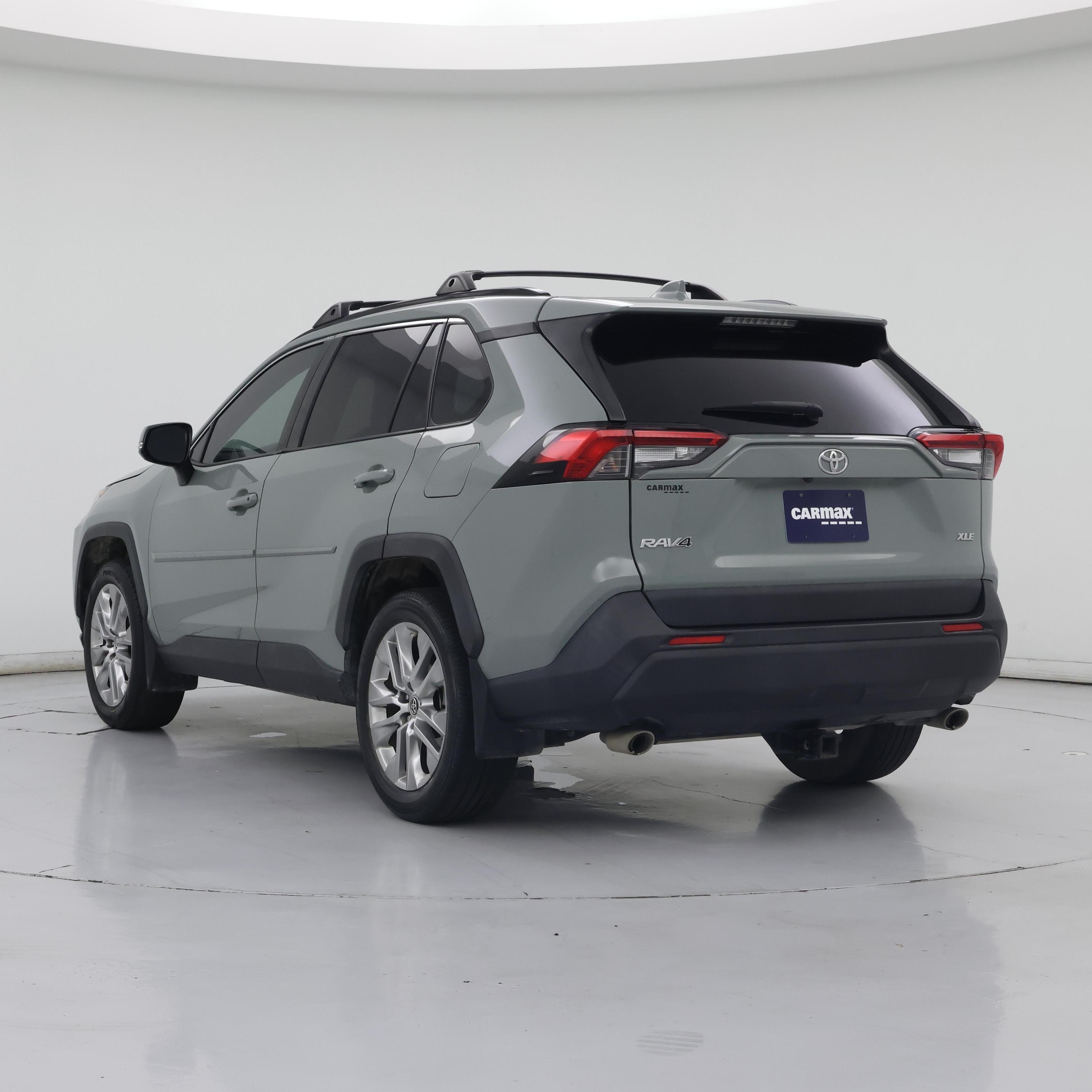 Thumbnail: 2019 Toyota RAV4 - 2