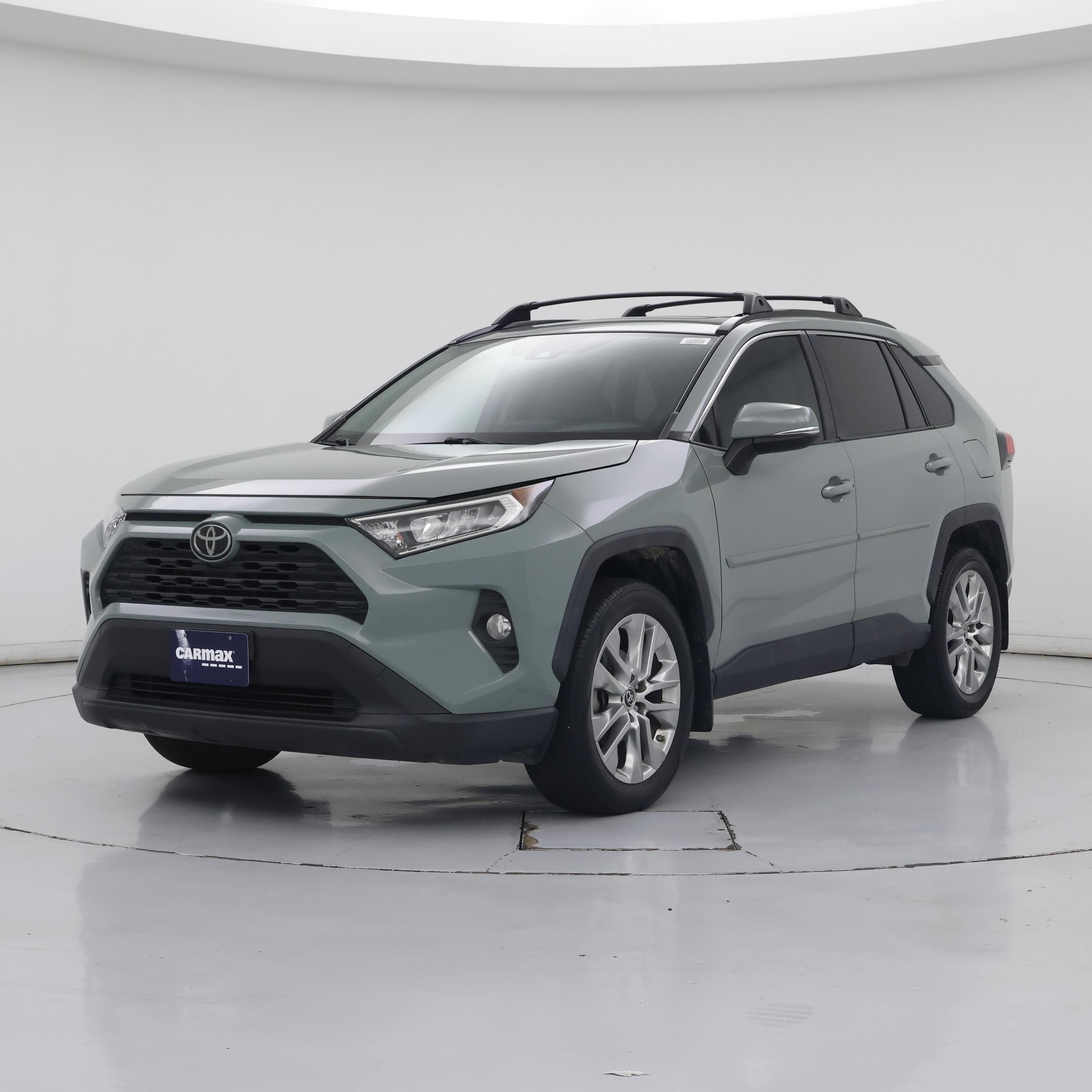 Thumbnail: 2019 Toyota RAV4 - 4
