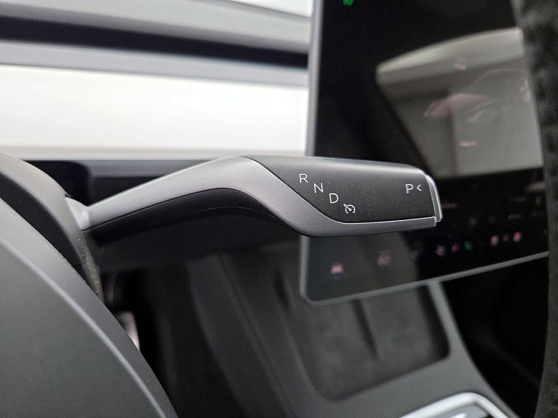 Thumbnail: 2023 Tesla Model Y - 17