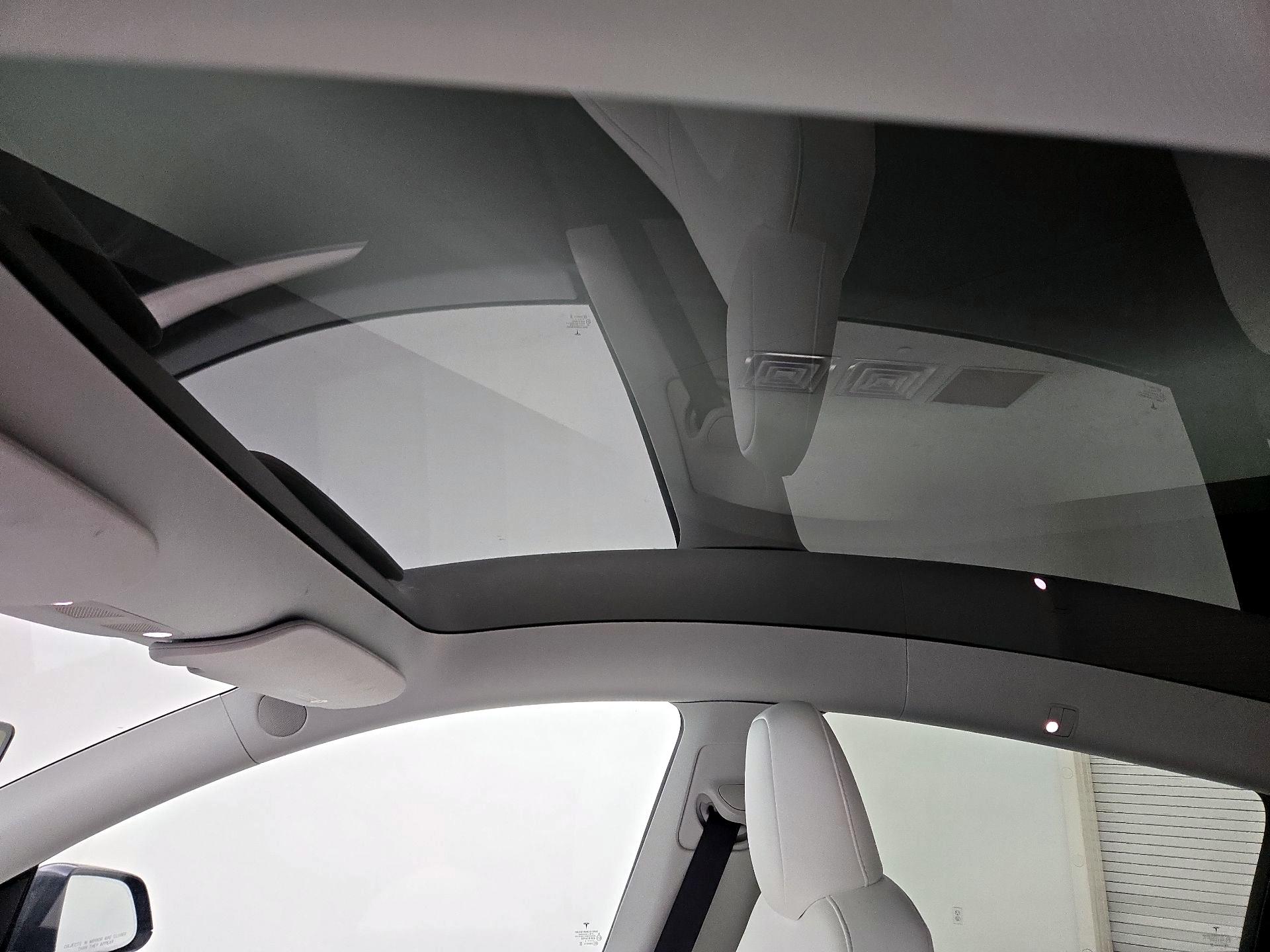 Thumbnail: 2023 Tesla Model Y - 18