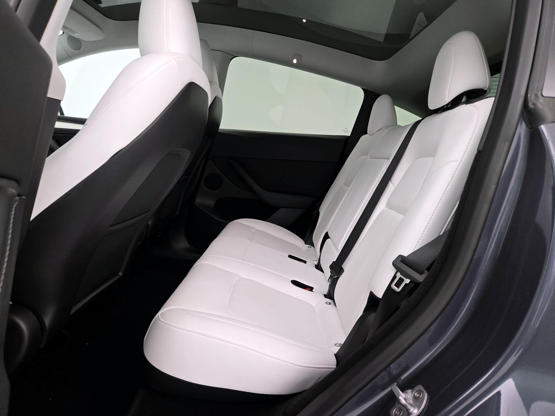 Thumbnail: 2023 Tesla Model Y - 19