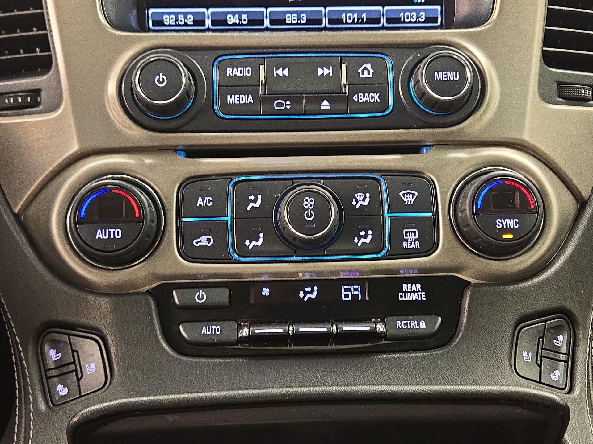 Thumbnail: 2018 GMC Yukon XL - 17