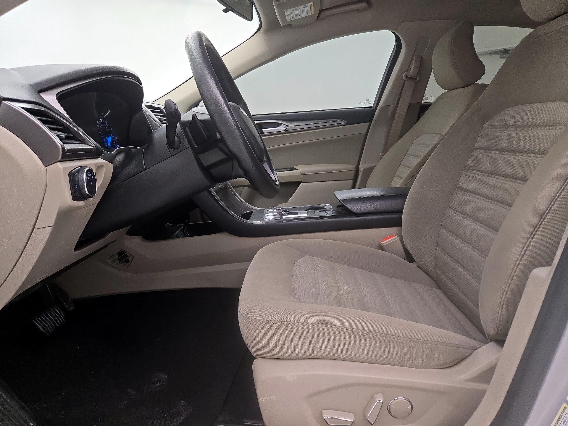 Thumbnail: 2018 Ford Fusion - 11
