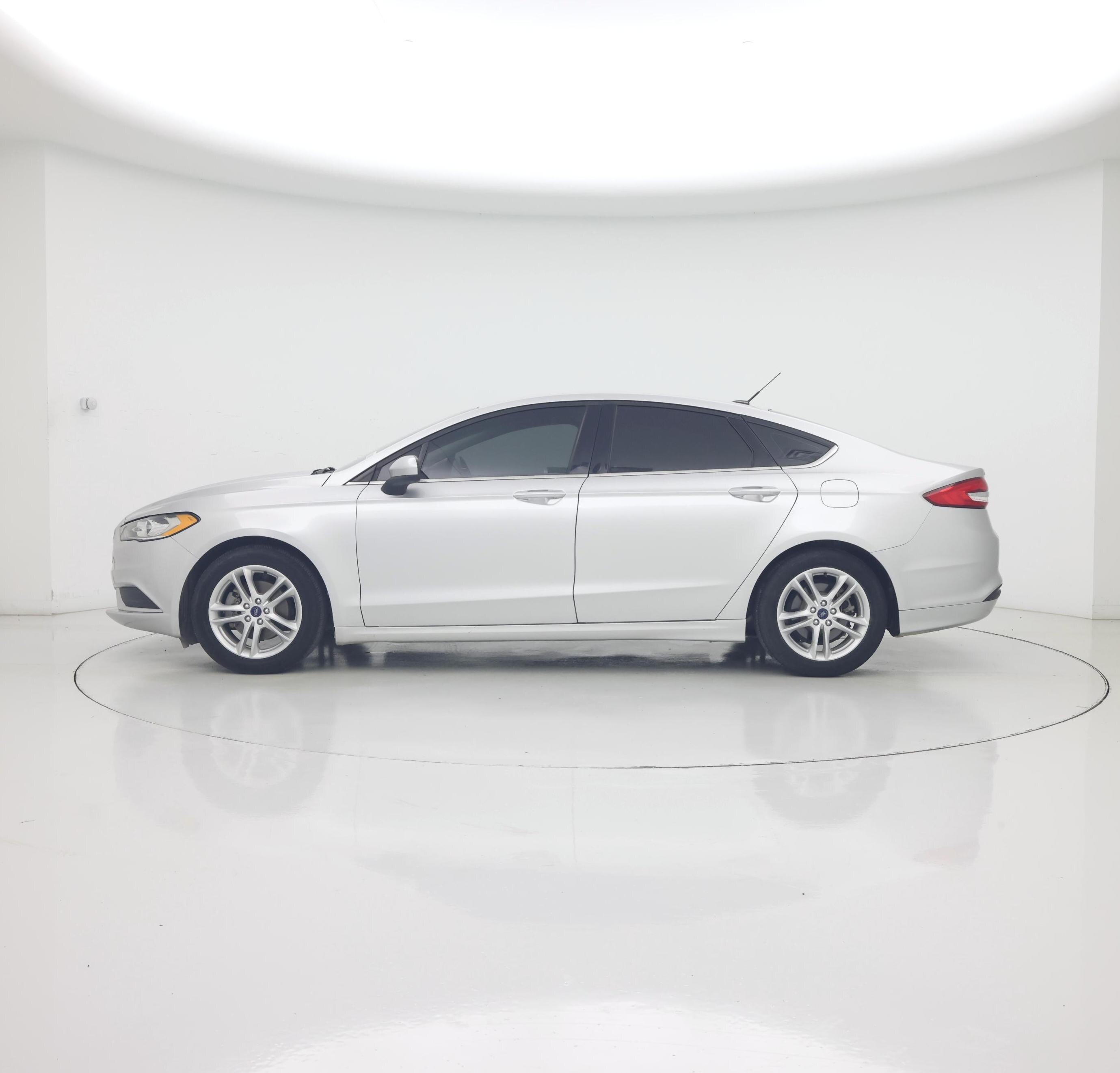 Thumbnail: 2018 Ford Fusion - 3