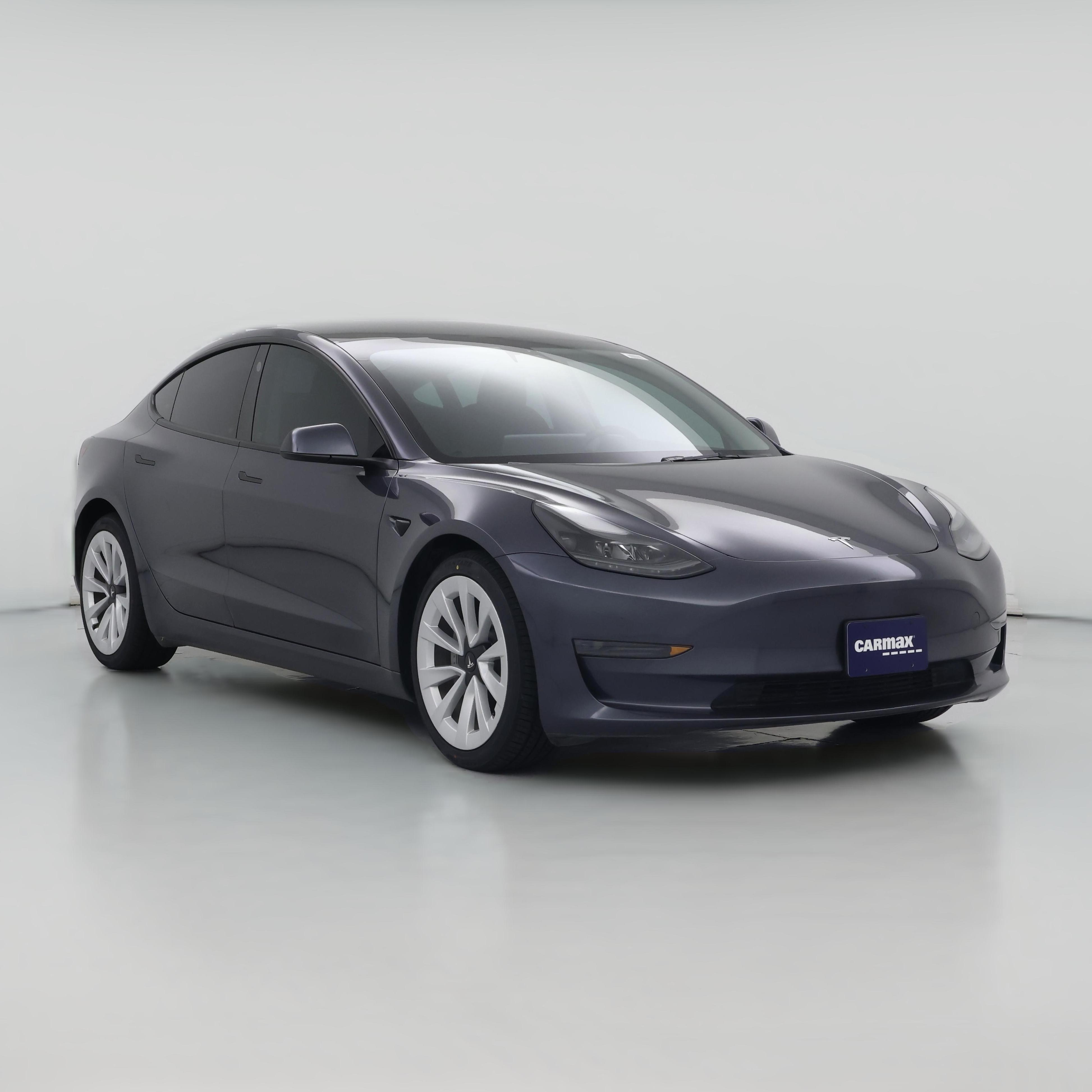 Thumbnail: 2023 Tesla Model 3 - 1