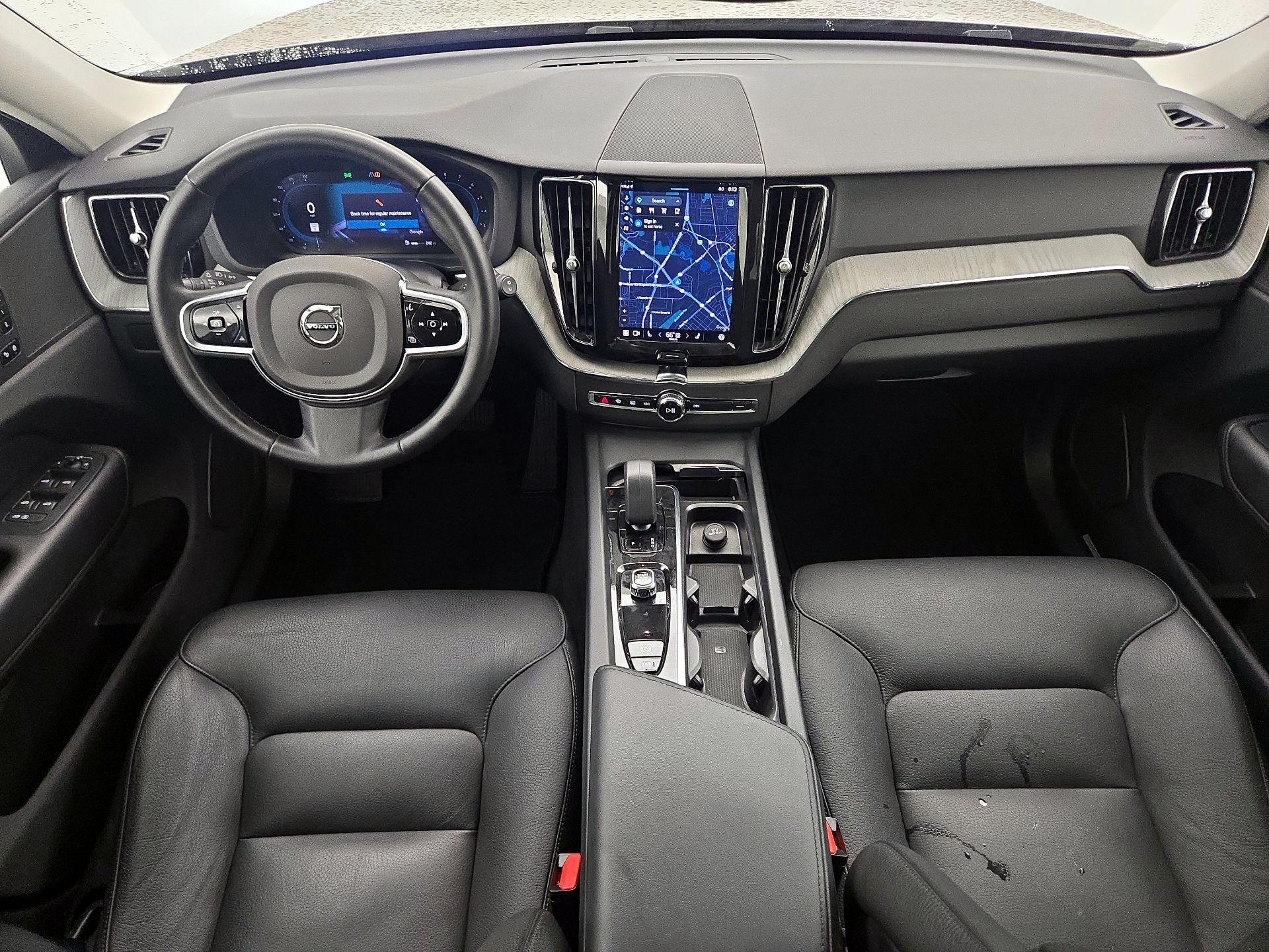 Thumbnail: 2025 Volvo XC60 - 9