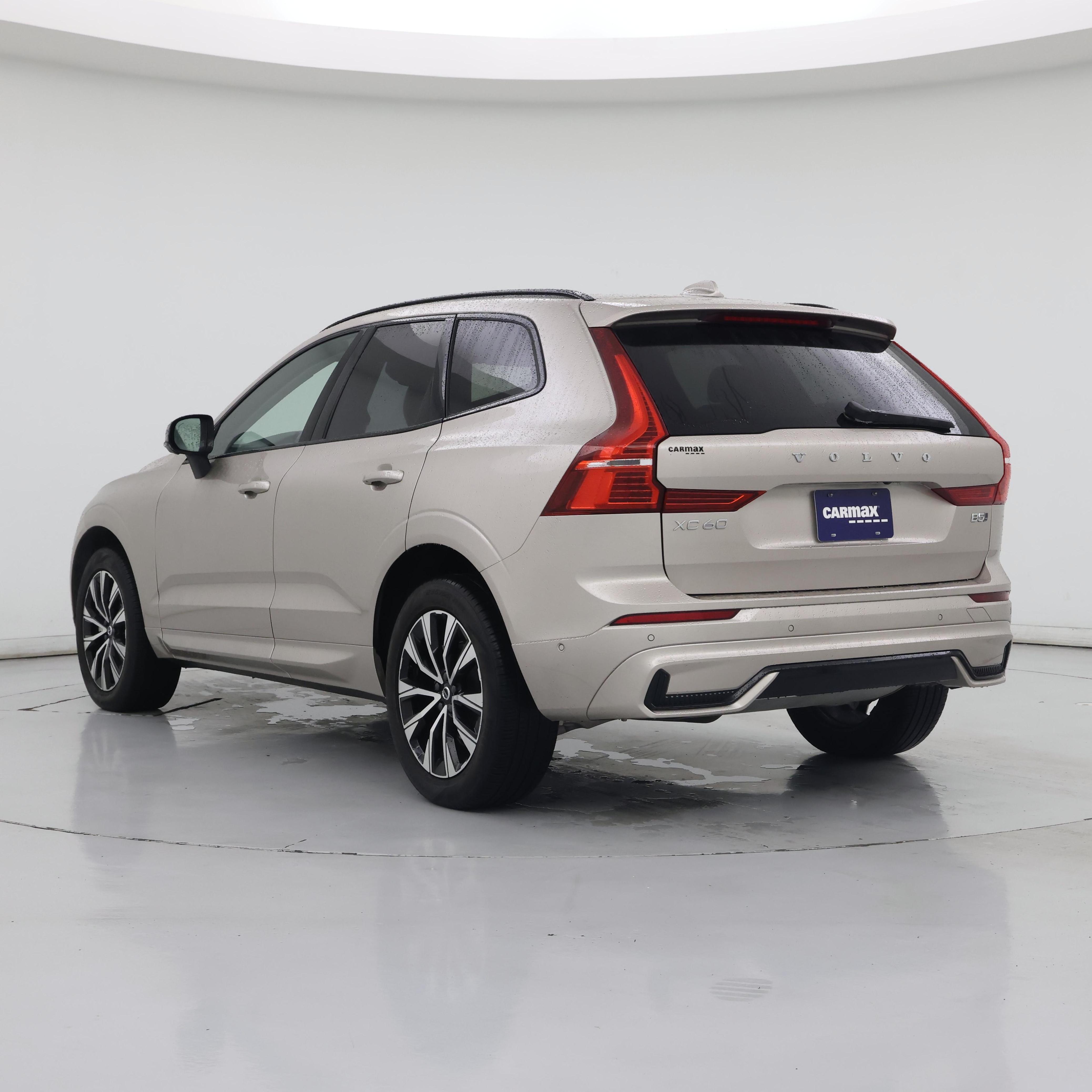 Thumbnail: 2025 Volvo XC60 - 2
