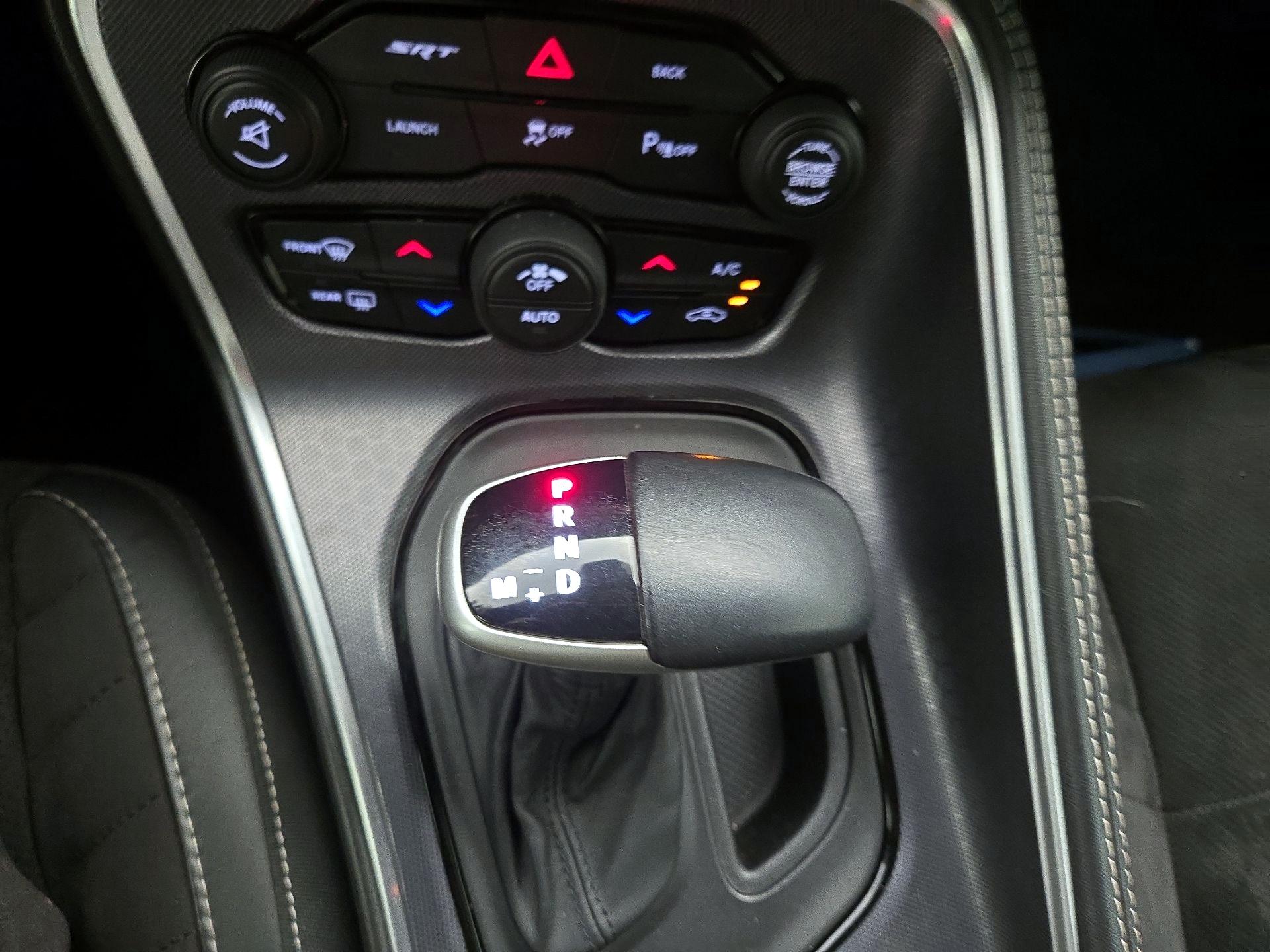 Thumbnail: 2015 Dodge Challenger - 18