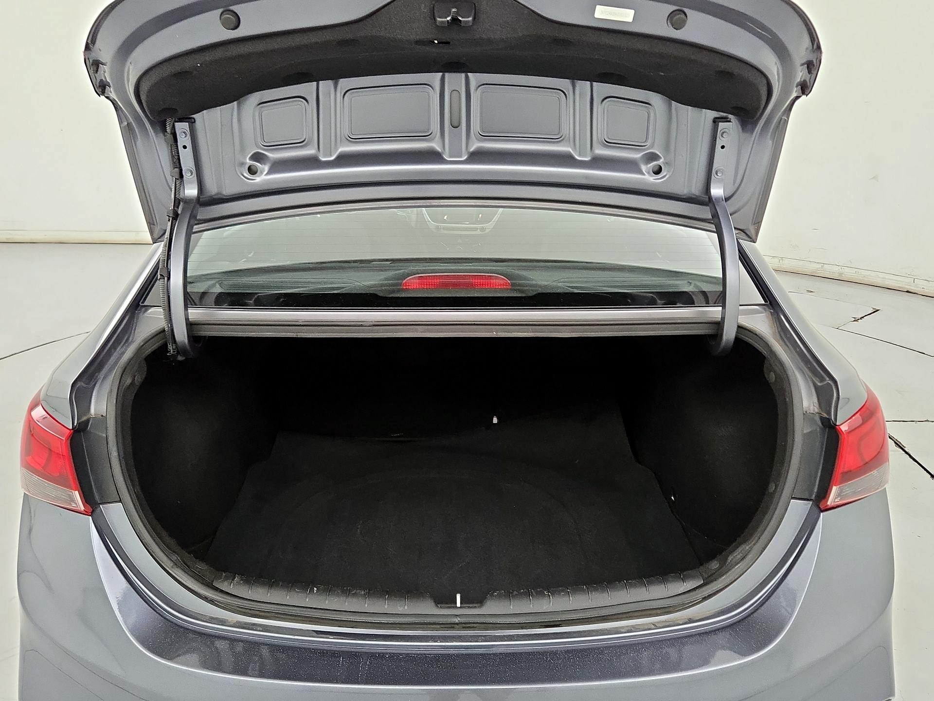 Thumbnail: 2019 Hyundai Accent - 20