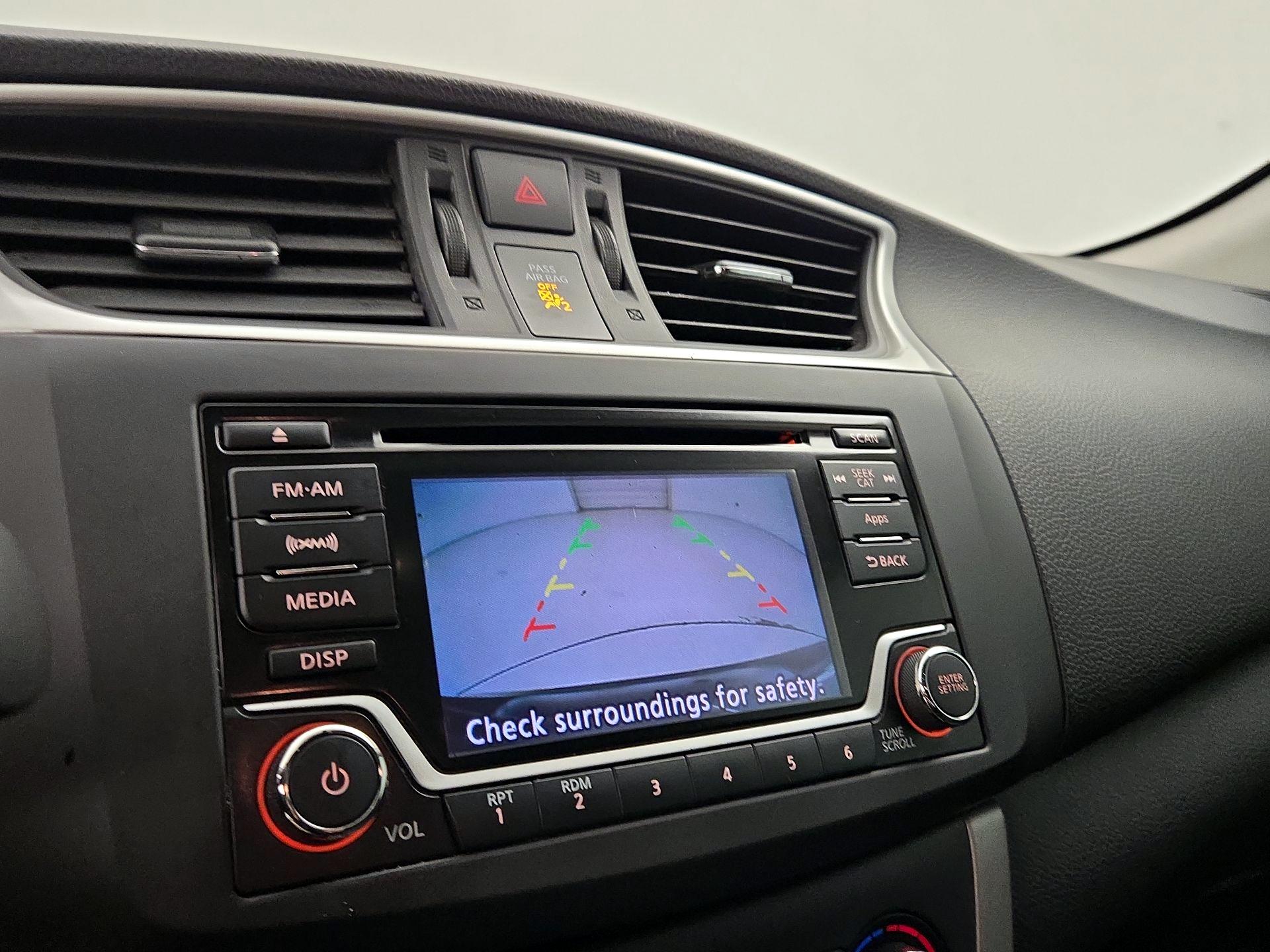 Thumbnail: 2015 Nissan Sentra - 14