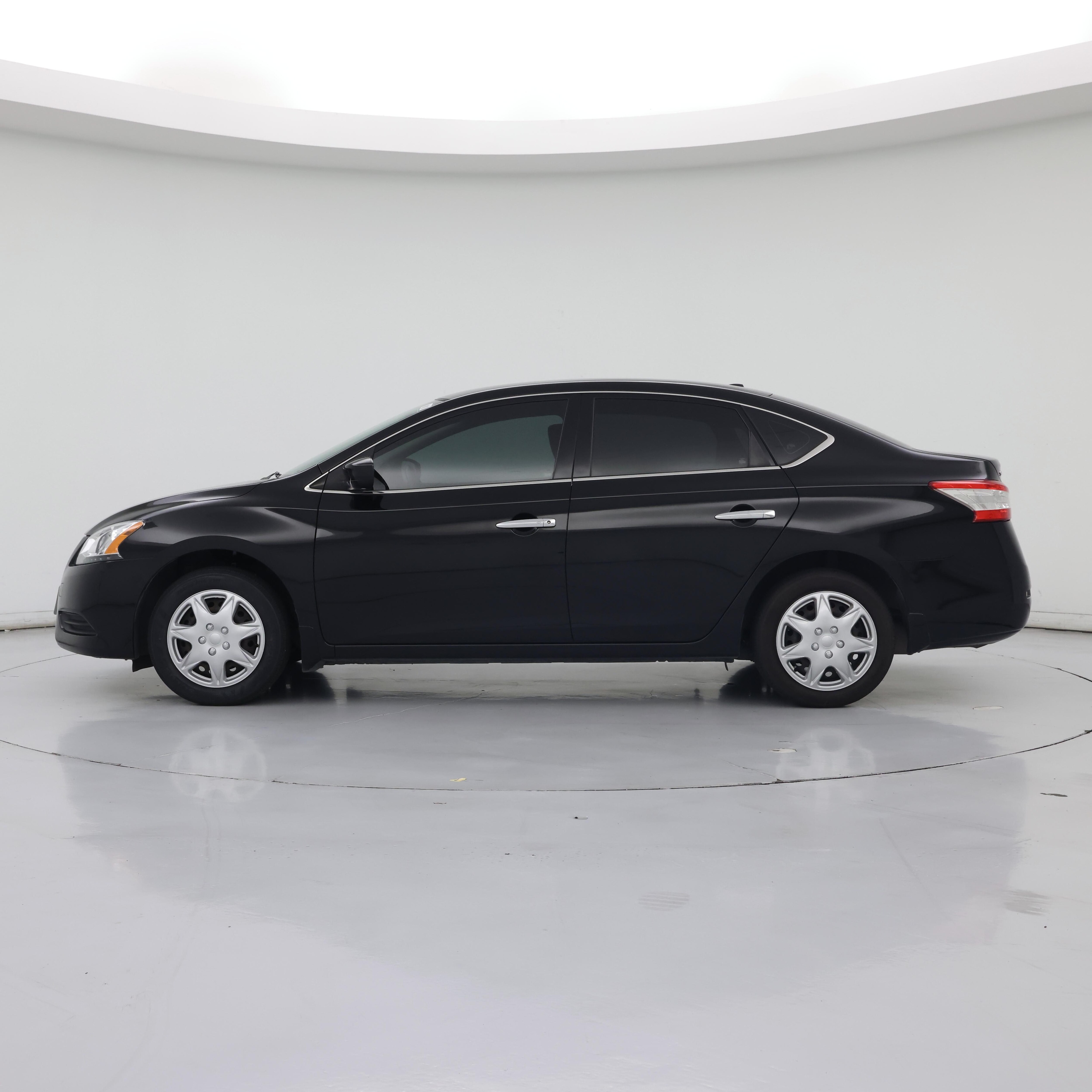 Thumbnail: 2015 Nissan Sentra - 3