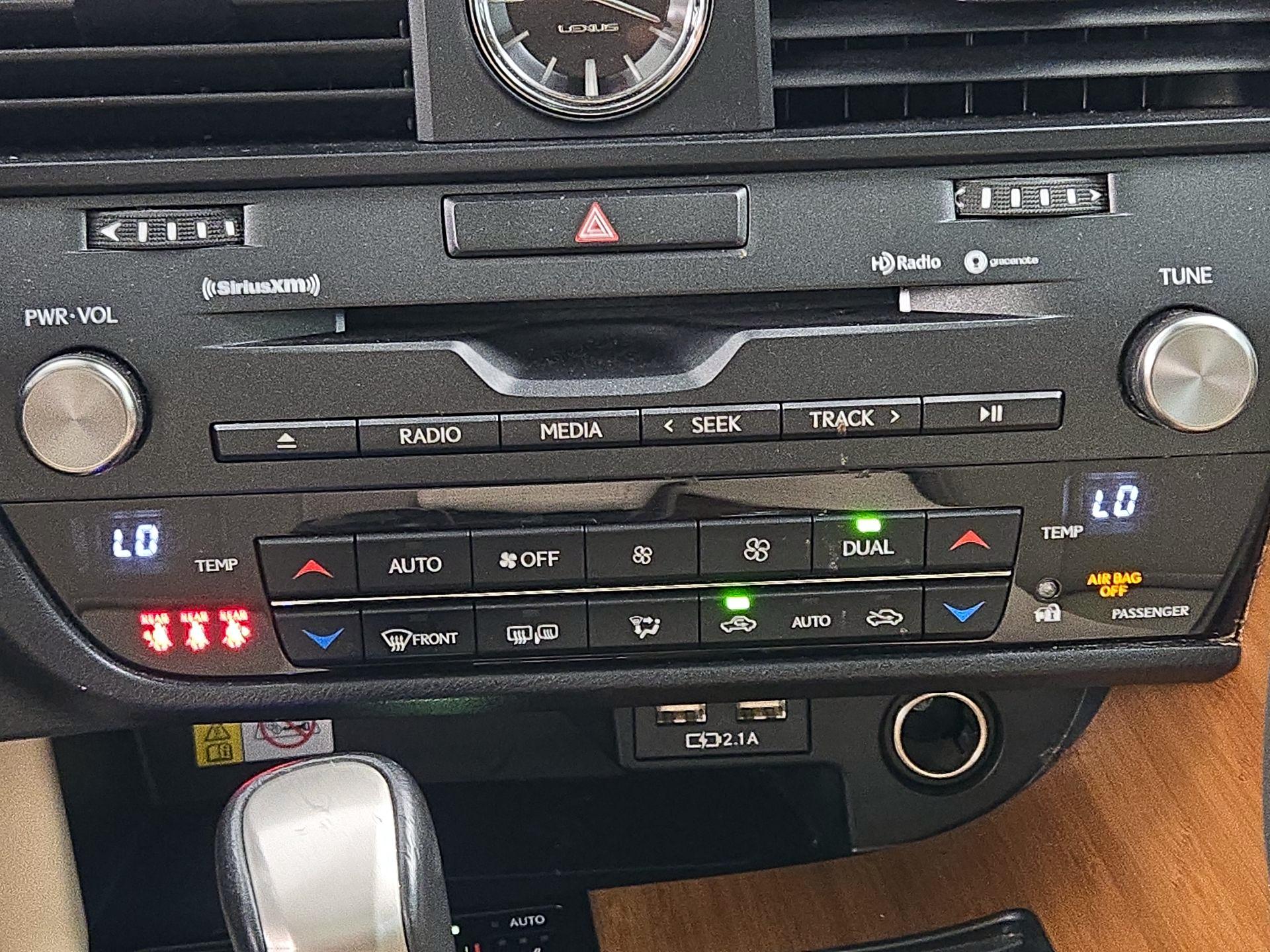 Thumbnail: 2021 Lexus RX - 17