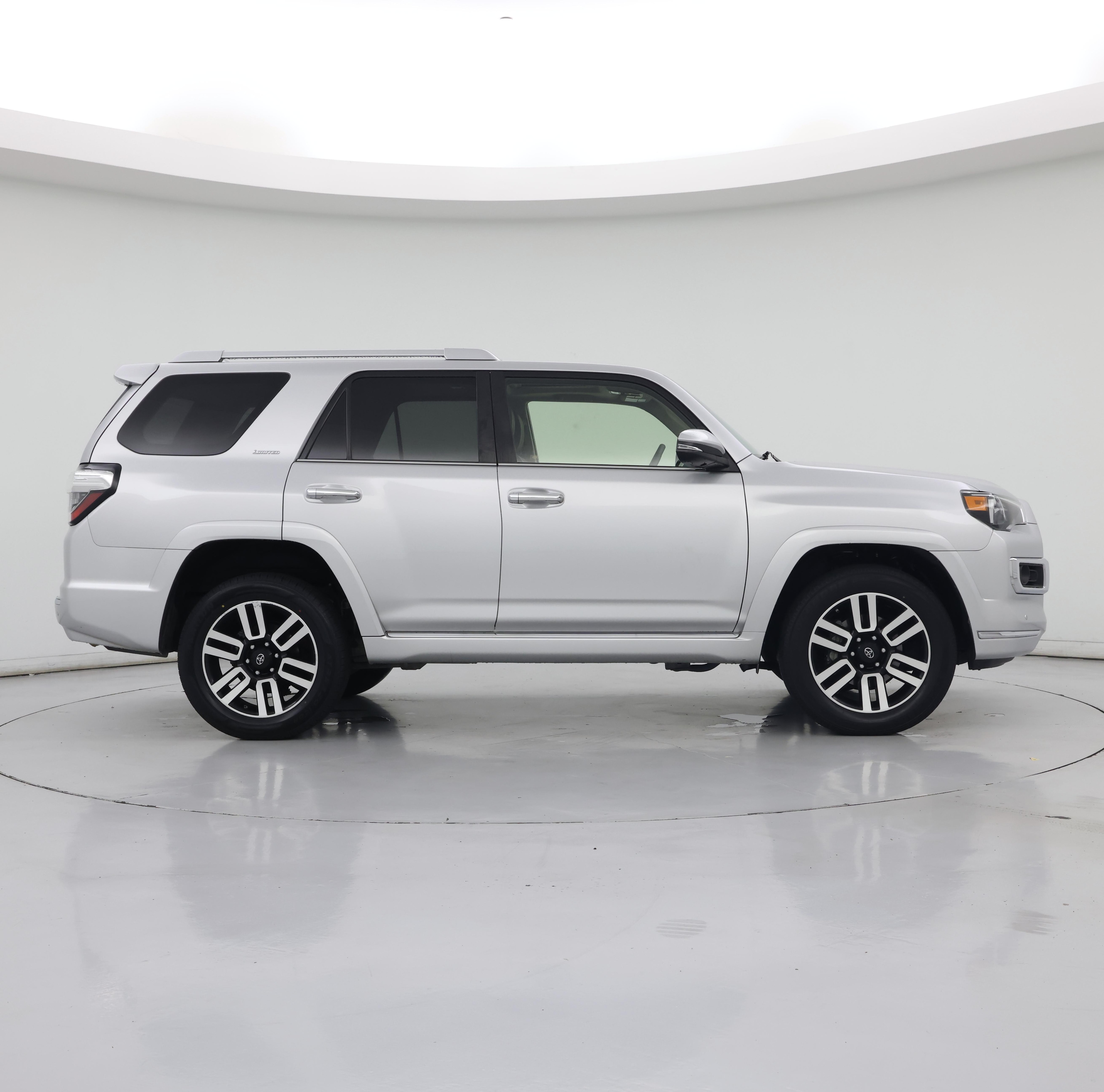 Thumbnail: 2020 Toyota 4Runner - 7