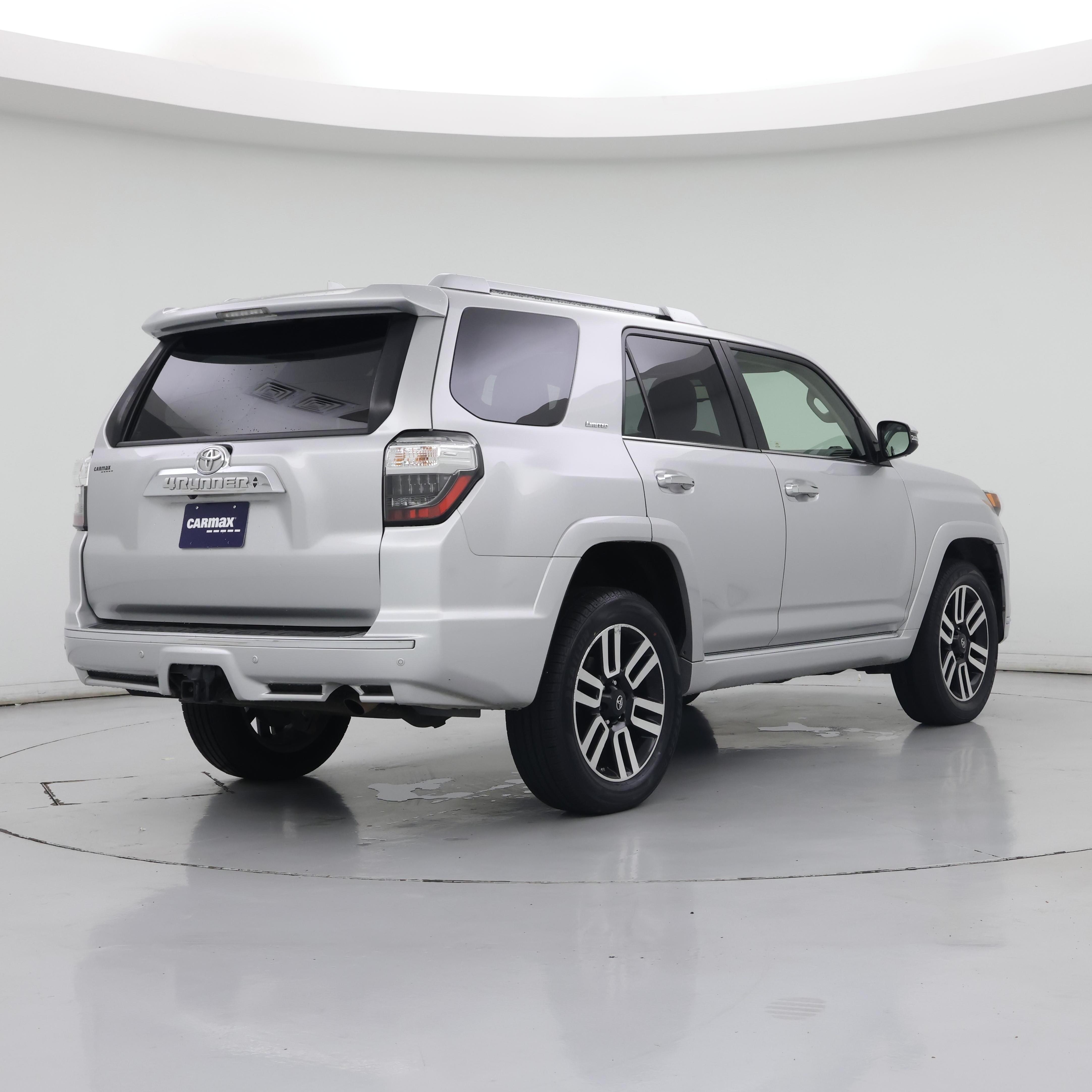 Thumbnail: 2020 Toyota 4Runner - 8
