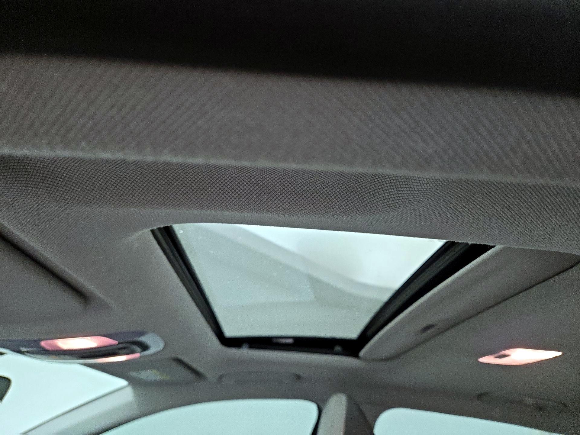 Thumbnail: 2021 Hyundai Elantra - 20