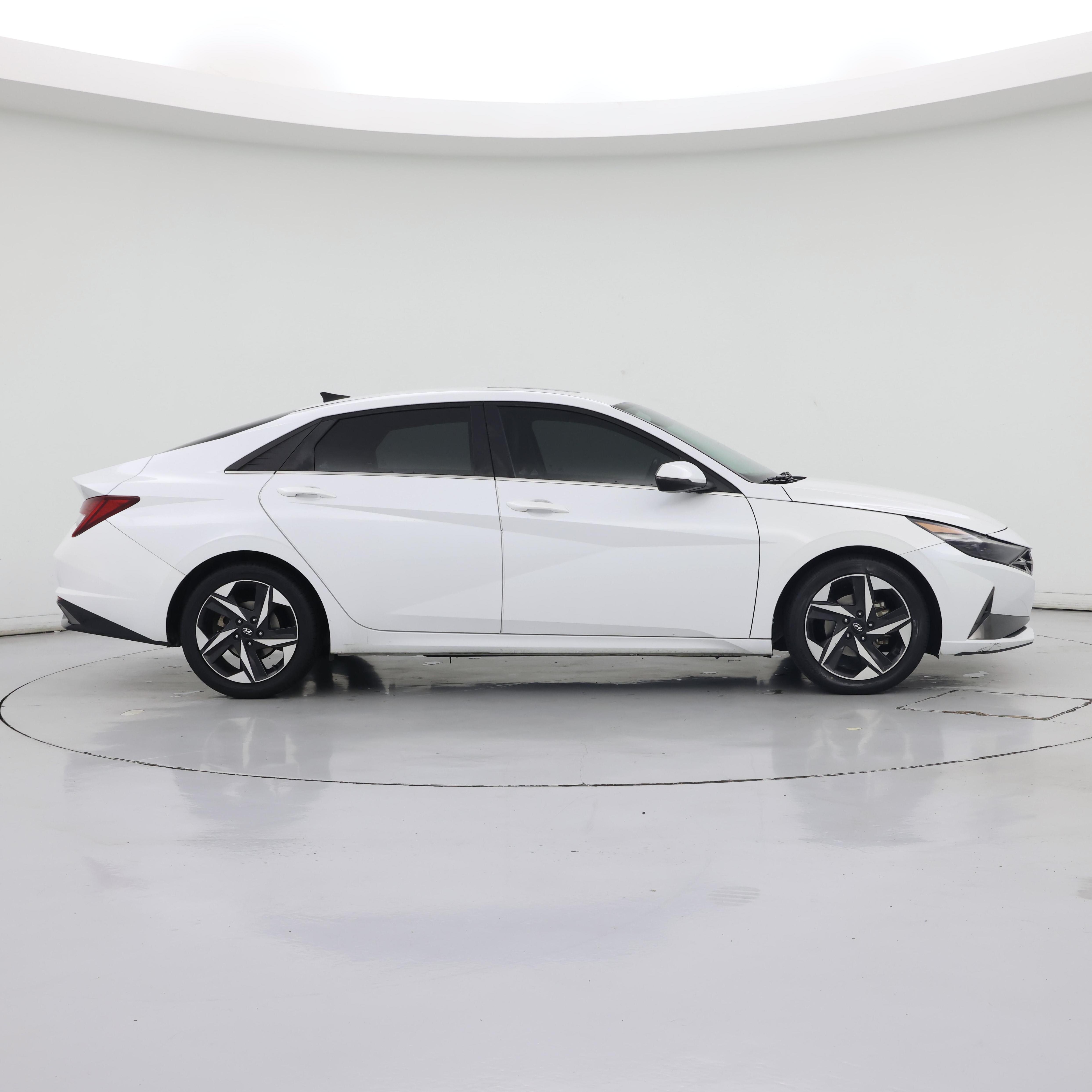 Thumbnail: 2021 Hyundai Elantra - 7